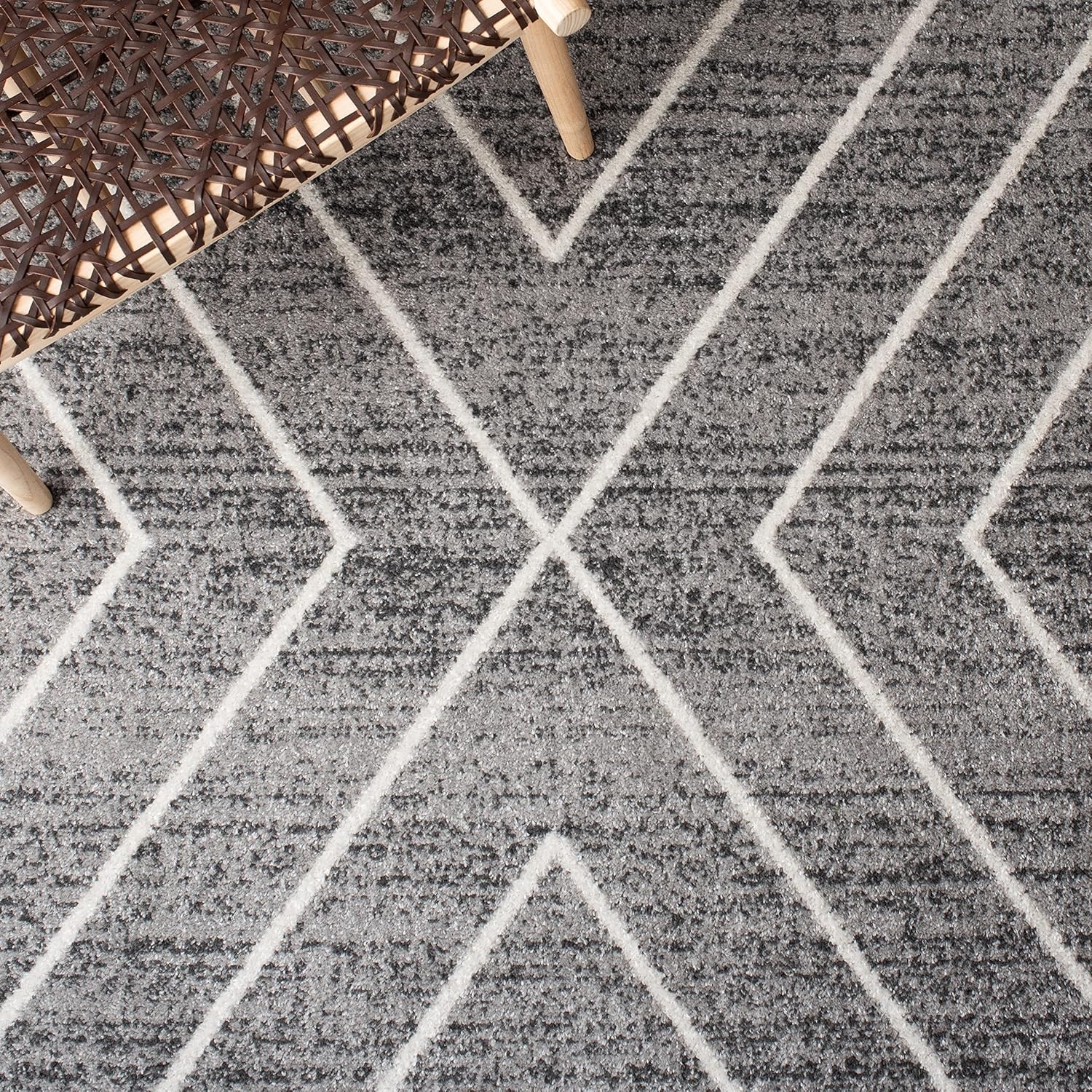 image:imageSAFAVIEH Area Rug 8x10 Adirondack Collection Large Black amp Light Grey Modern Geometric Design NonShedding amp Easy Cleaning Ideal for Living Room Bedroom Office Dining Space ADR251FDark GreyIvory