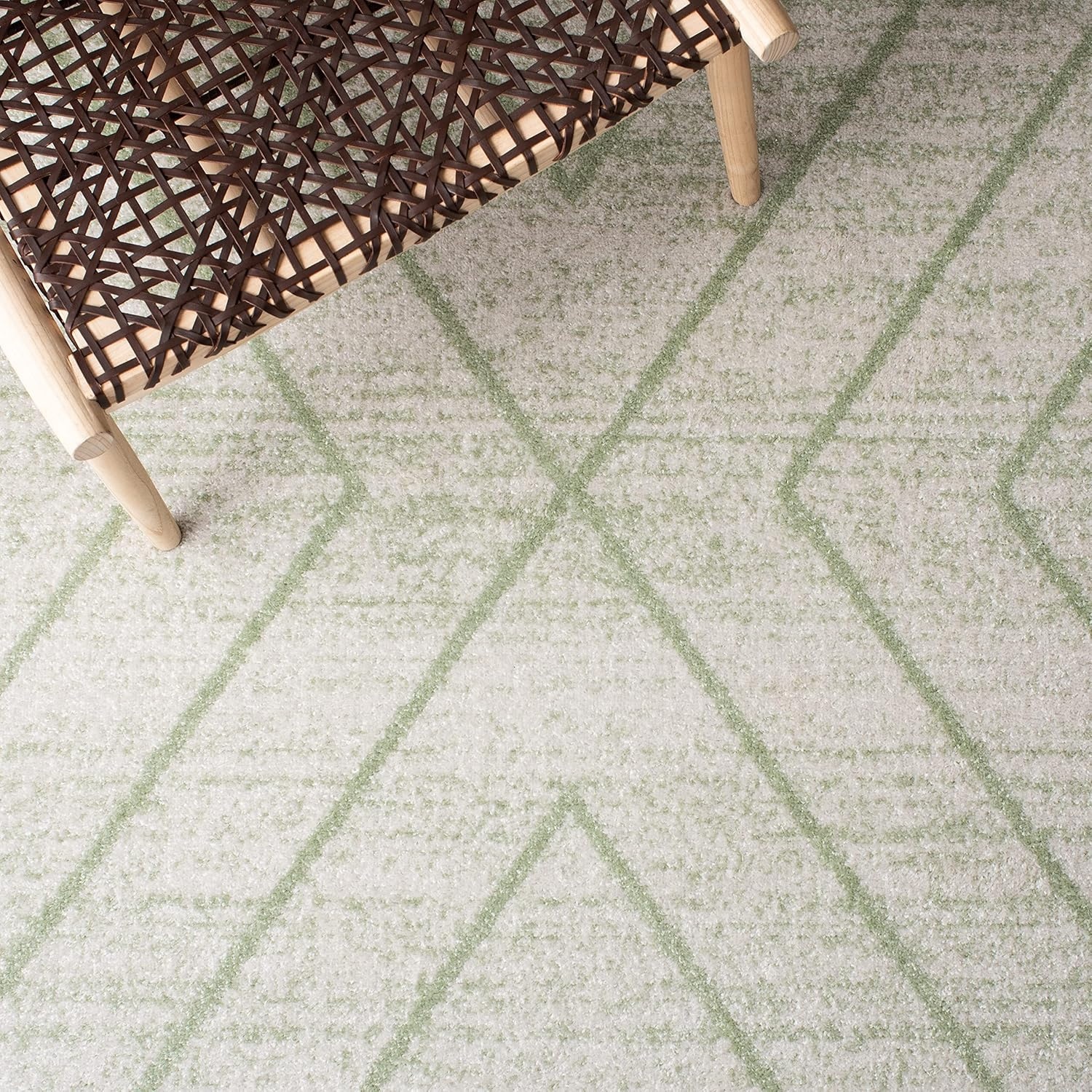 image:imageSAFAVIEH Area Rug 8x10 Adirondack Collection Large Black amp Light Grey Modern Geometric Design NonShedding amp Easy Cleaning Ideal for Living Room Bedroom Office Dining Space ADR251FIvorySage