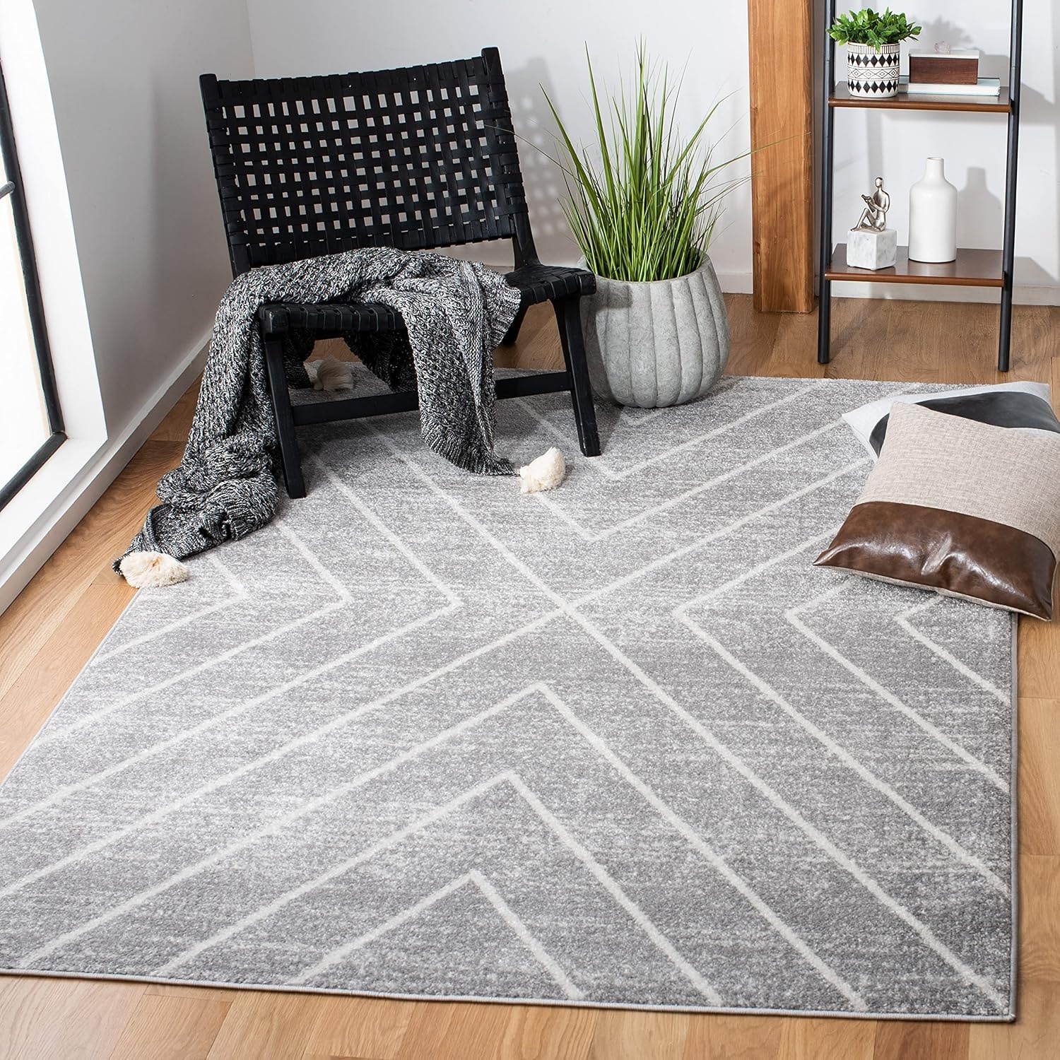 image:imageSAFAVIEH Area Rug 8x10 Adirondack Collection Large Black amp Light Grey Modern Geometric Design NonShedding amp Easy Cleaning Ideal for Living Room Bedroom Office Dining Space ADR251FGreyIvory