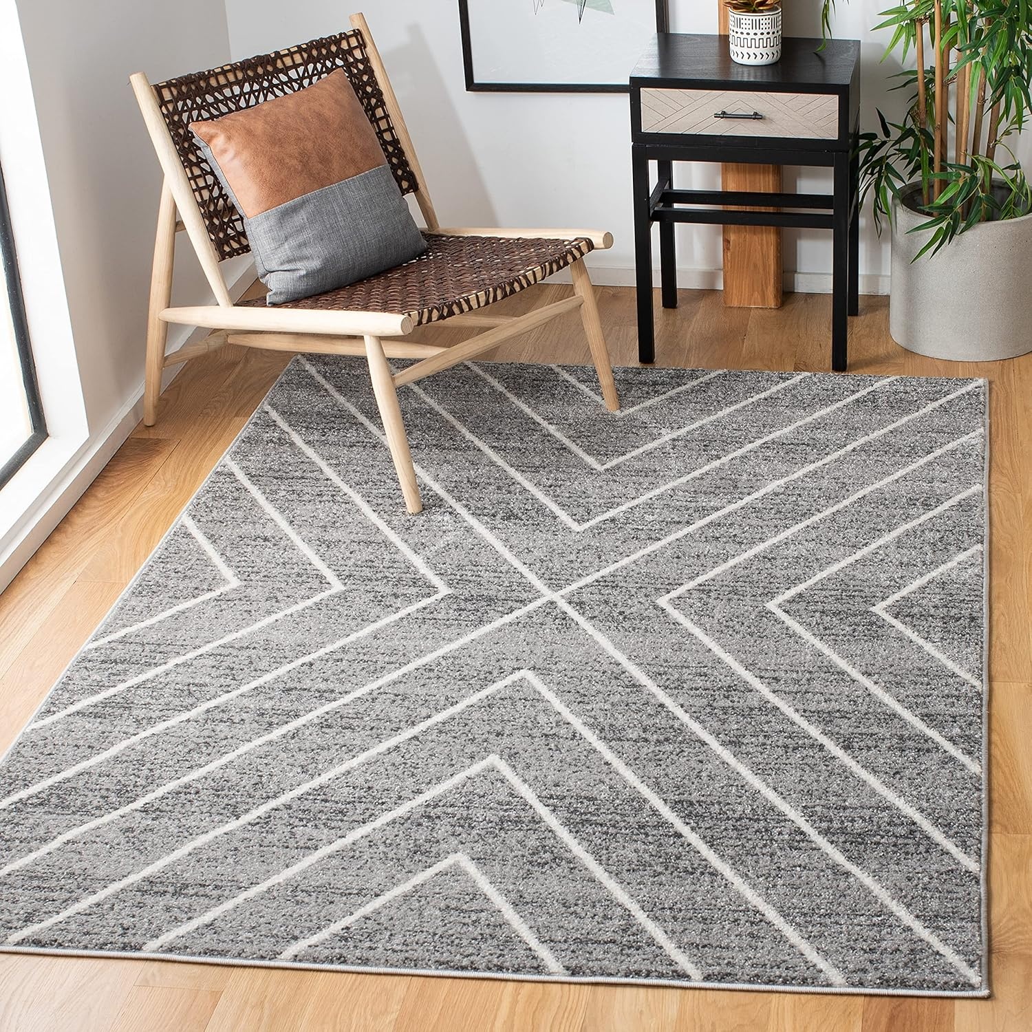 image:imageSAFAVIEH Area Rug 8x10 Adirondack Collection Large Black amp Light Grey Modern Geometric Design NonShedding amp Easy Cleaning Ideal for Living Room Bedroom Office Dining Space ADR251FDark GreyIvory