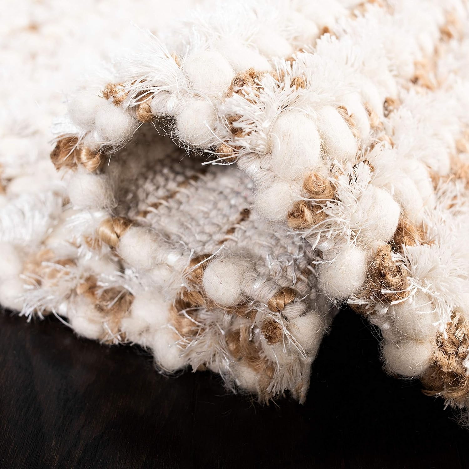 image:imageSAFAVIEH Area Rug 8x10 Aspen Shag Collection Large White amp Beige Handmade Wool 1inch Thick Ideal for Living Room Bedroom Office Dining Space SG640AWhiteBeige