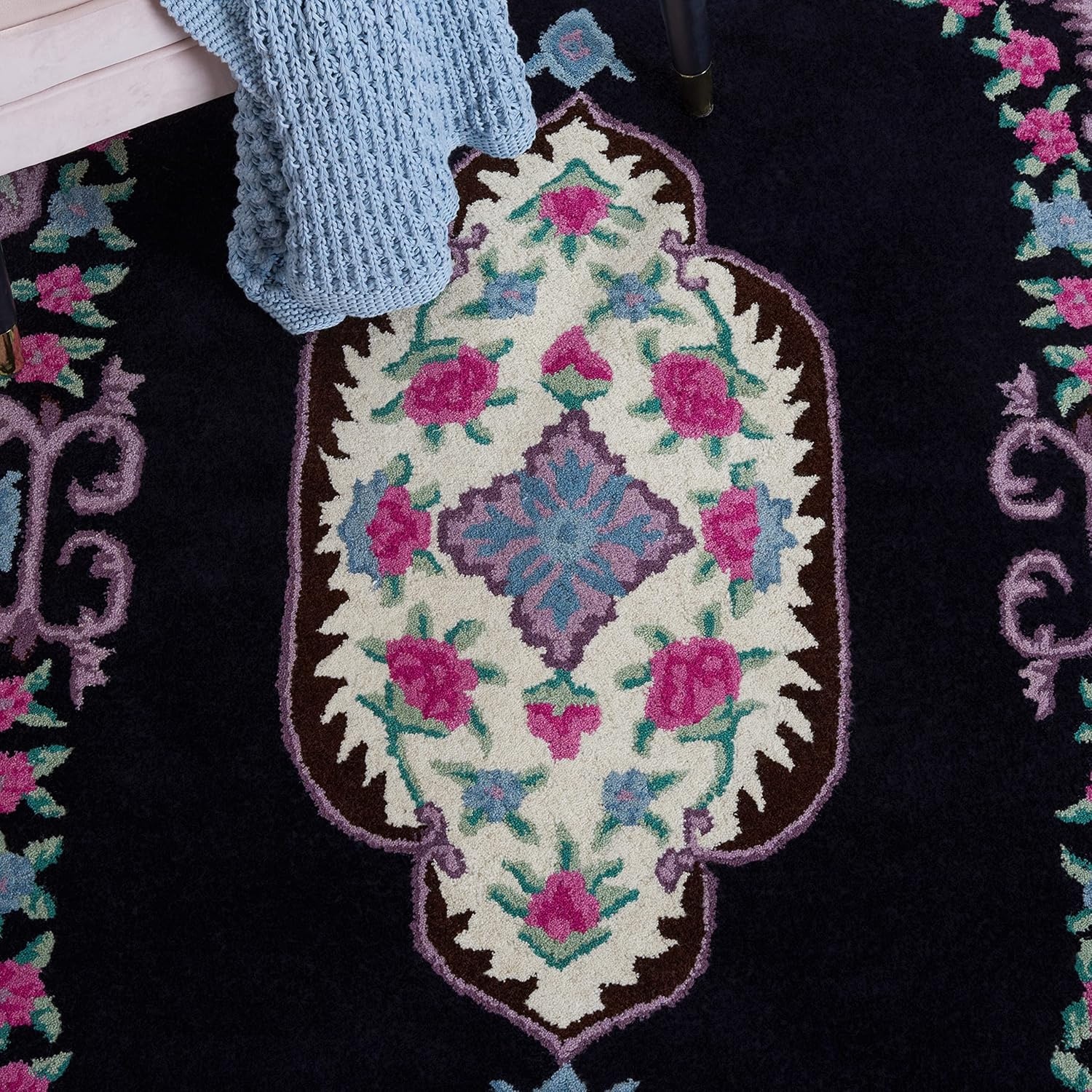 image:imageSAFAVIEH Area Rug 8x10 Bellagio Collection Large Blue amp Pink Handmade Wool Medallion Design Ideal for Living Room Bedroom Office Dining Space BLG535MBlackIvory