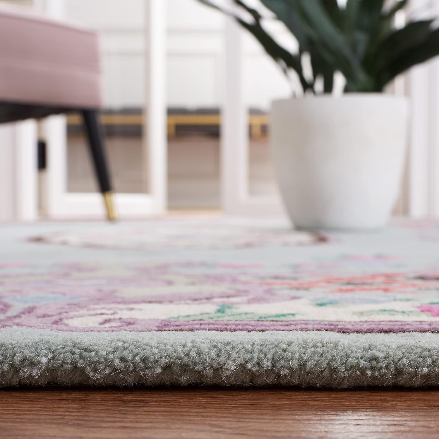 image:imageSAFAVIEH Area Rug 8x10 Bellagio Collection Large Blue amp Pink Handmade Wool Medallion Design Ideal for Living Room Bedroom Office Dining Space BLG535MLight GreenIvory
