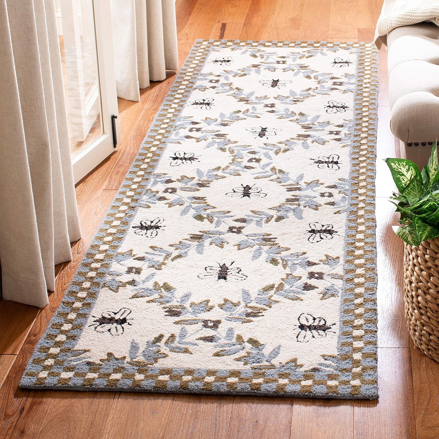 image:imageSAFAVIEH Area Rug 8x10 Chelsea Collection Large Ivory amp Green HandHooked Wool French Country Design Ideal for Living Room Bedroom Office Dining Space HK55AIvoryLight Blue