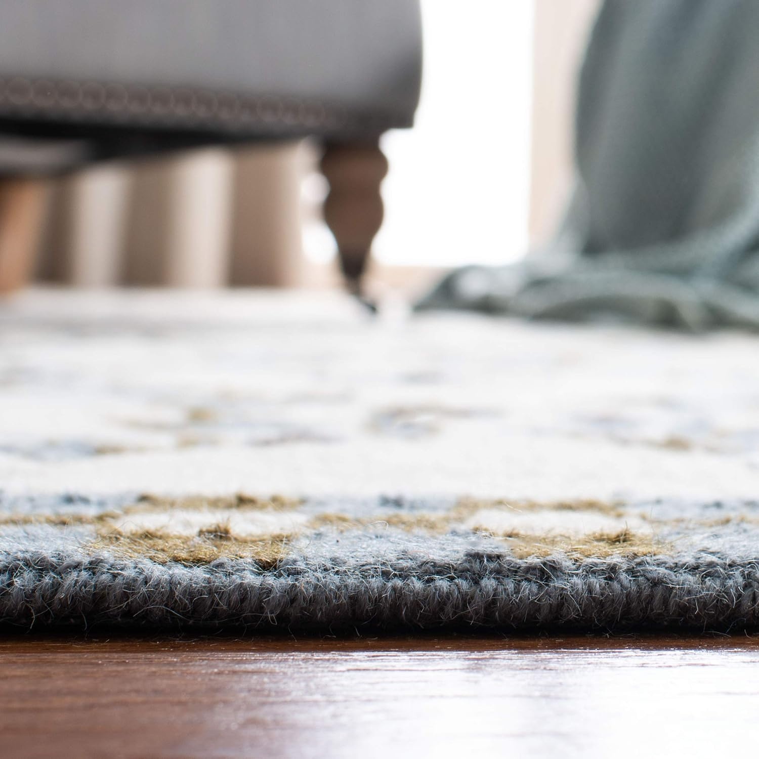 image:imageSAFAVIEH Area Rug 8x10 Chelsea Collection Large Ivory amp Green HandHooked Wool French Country Design Ideal for Living Room Bedroom Office Dining Space HK55AIvoryLight Blue