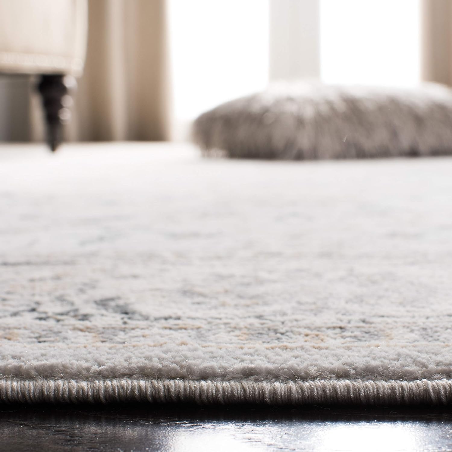 image:imageSAFAVIEH Area Rug 8x10 Isabella Collection Large Cream amp Beige Oriental Design NonShedding amp Easy Cleaning Ideal for Living Room Bedroom Office Dining Space ISA912ALight GreyCream
