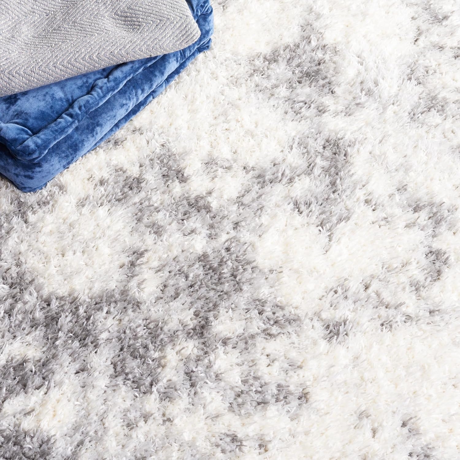image:imageSAFAVIEH Area Rug 8x10 Lindsay Shag Collection Large Ivory amp Grey NonShedding amp Easy Cleaning Ultra Plush Thick Pile Ideal for Living Room Bedroom Dining Space LNS550AIvoryGrey