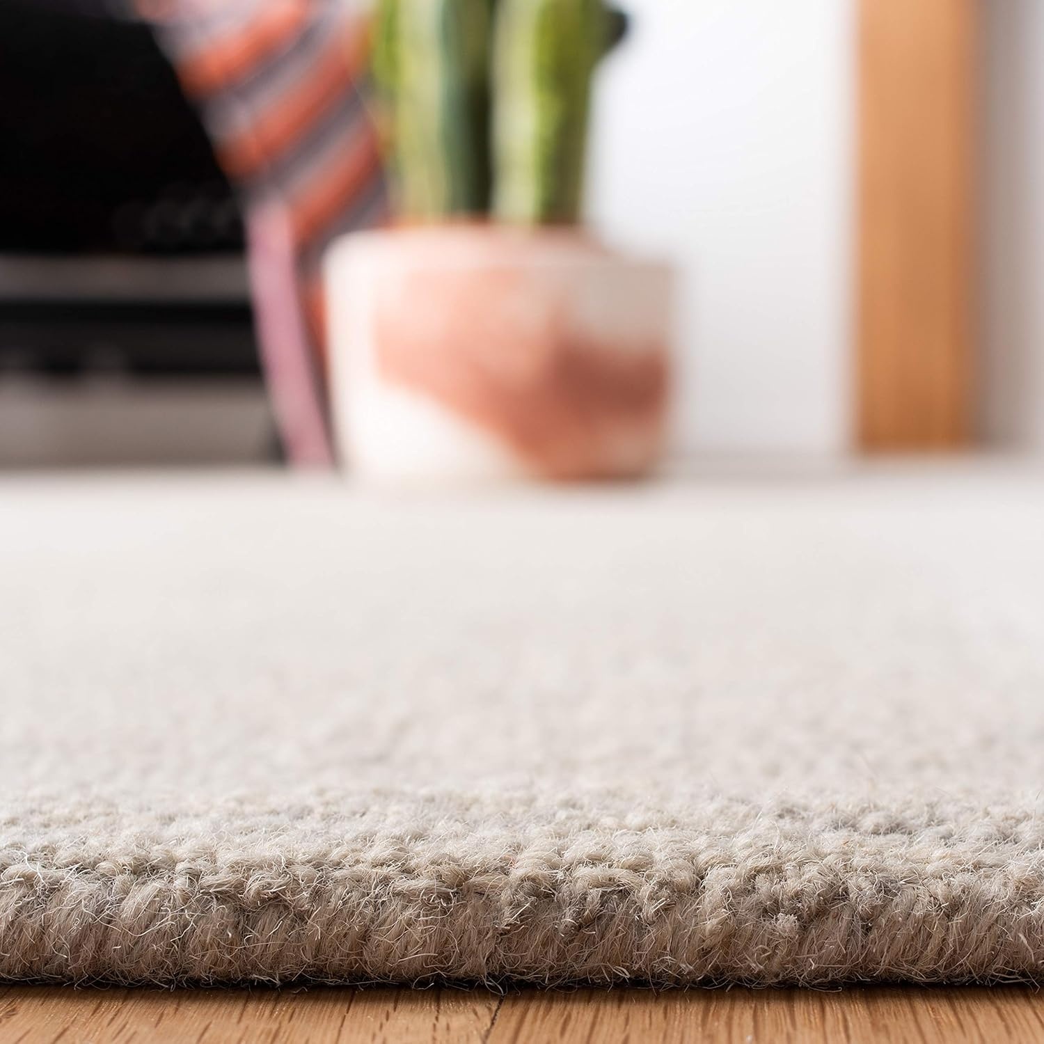 image:imageSAFAVIEH Area Rug 8x10 MicroLoop Collection Large Silver amp Grey Handmade Wool Ideal for Living Room Bedroom Office Dining Space MLP527GSilverGrey