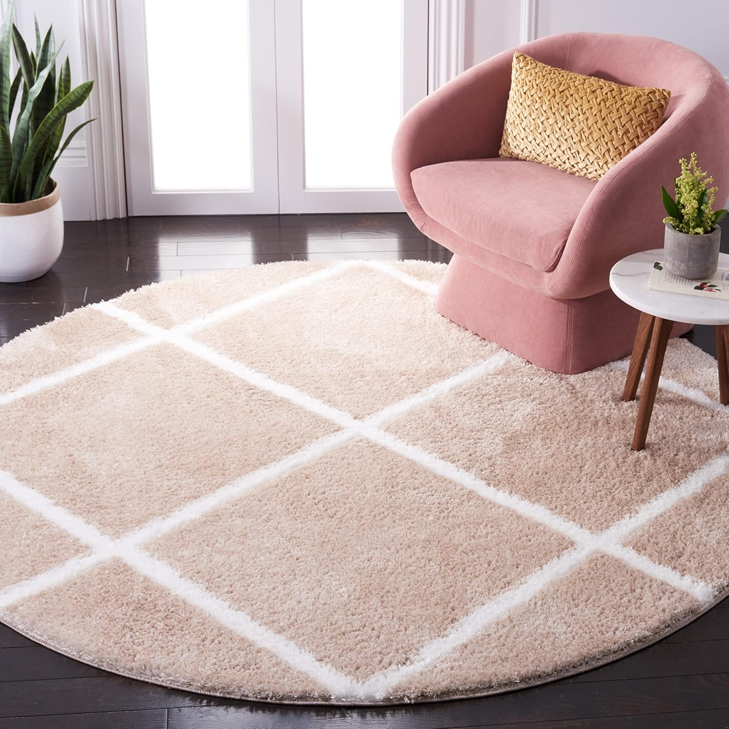 image:imageSAFAVIEH Area Rug 8x10 Tahoe Shag Collection Large Black amp White Trellis Pattern NonShedding amp Easy Cleaning Plush Thick Pile Ideal for Living Room Bedroom Dining Space THO676ZBeigeWhite