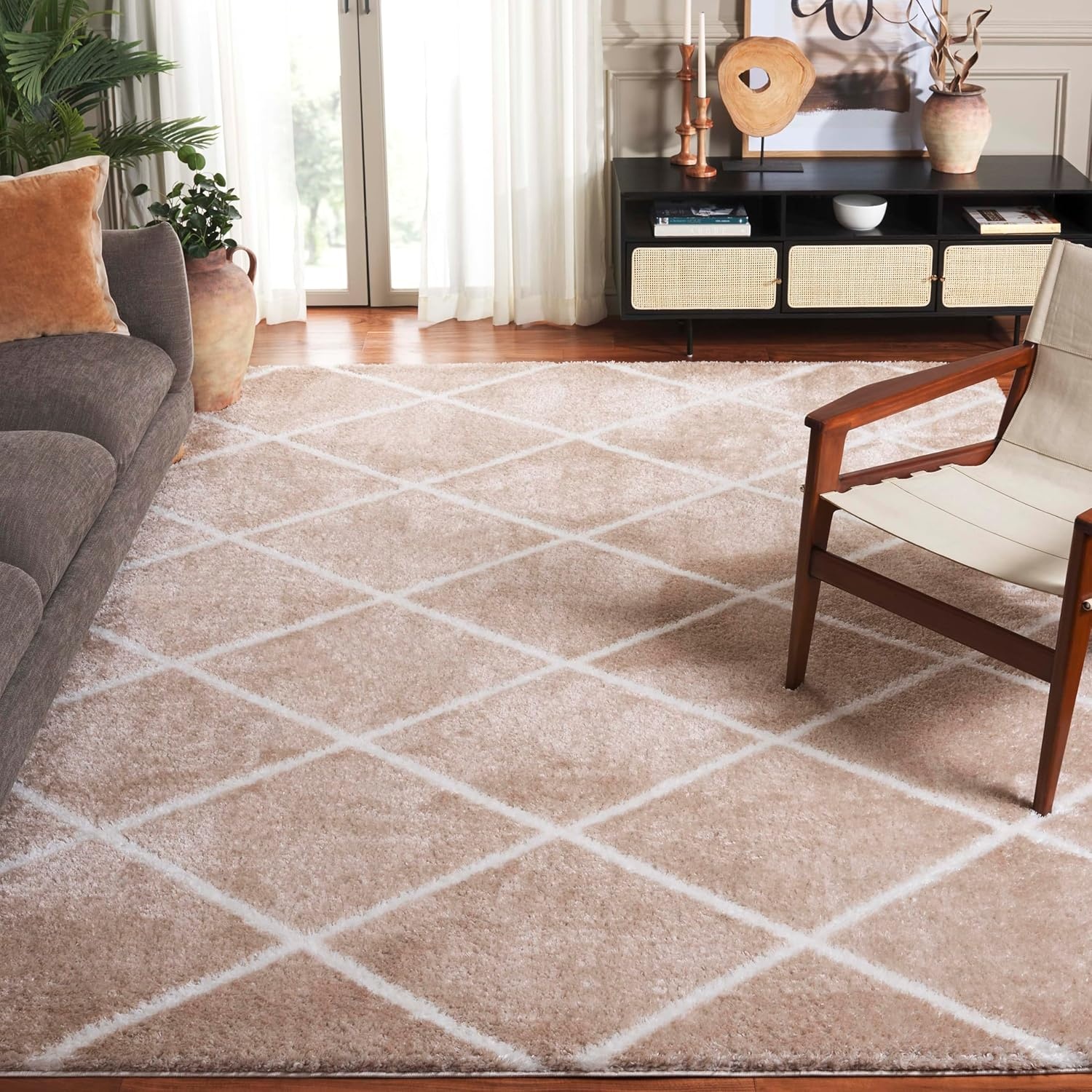 image:imageSAFAVIEH Area Rug 8x10 Tahoe Shag Collection Large Black amp White Trellis Pattern NonShedding amp Easy Cleaning Plush Thick Pile Ideal for Living Room Bedroom Dining Space THO676ZBeigeWhite