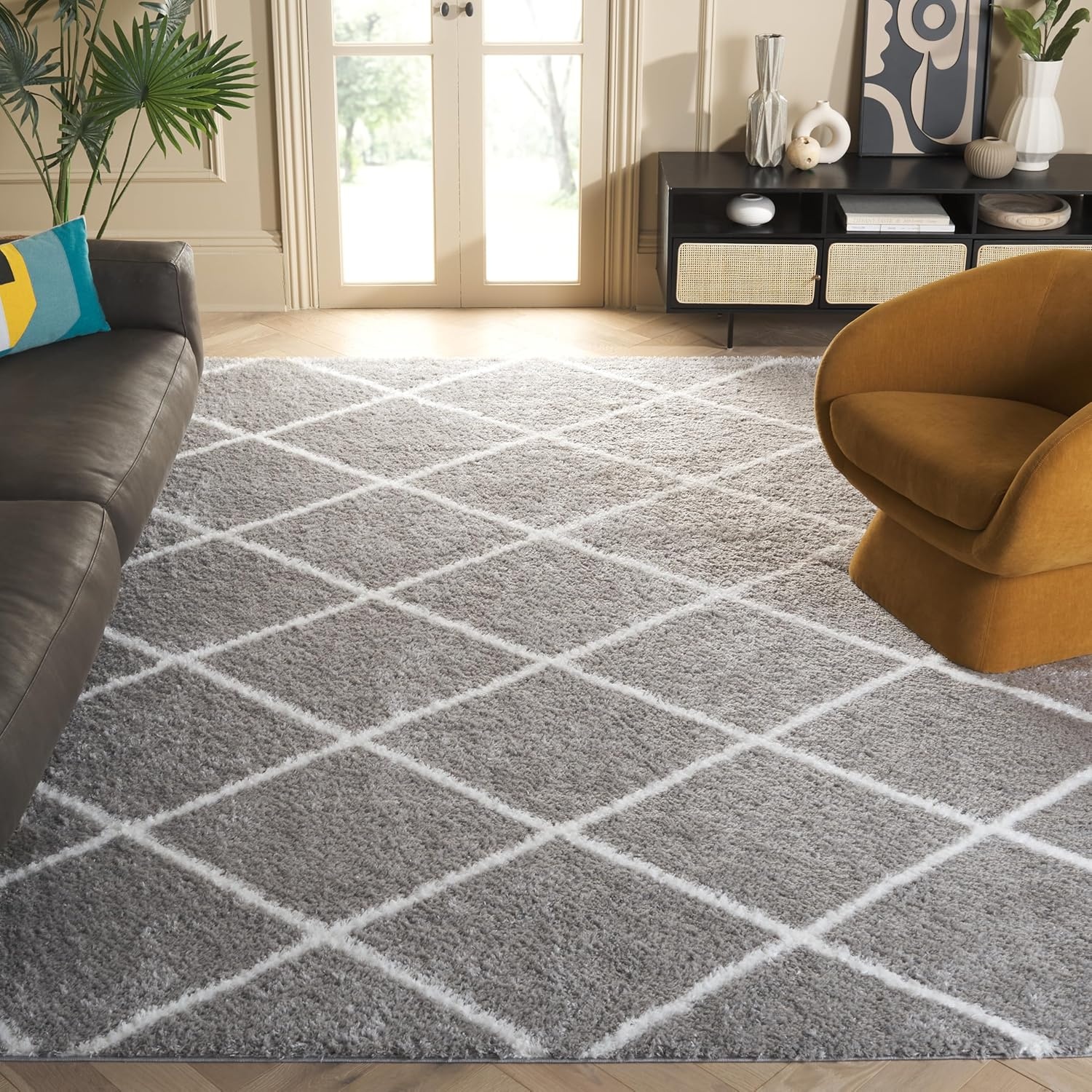 image:imageSAFAVIEH Area Rug 8x10 Tahoe Shag Collection Large Black amp White Trellis Pattern NonShedding amp Easy Cleaning Plush Thick Pile Ideal for Living Room Bedroom Dining Space THO676ZGreyWhite