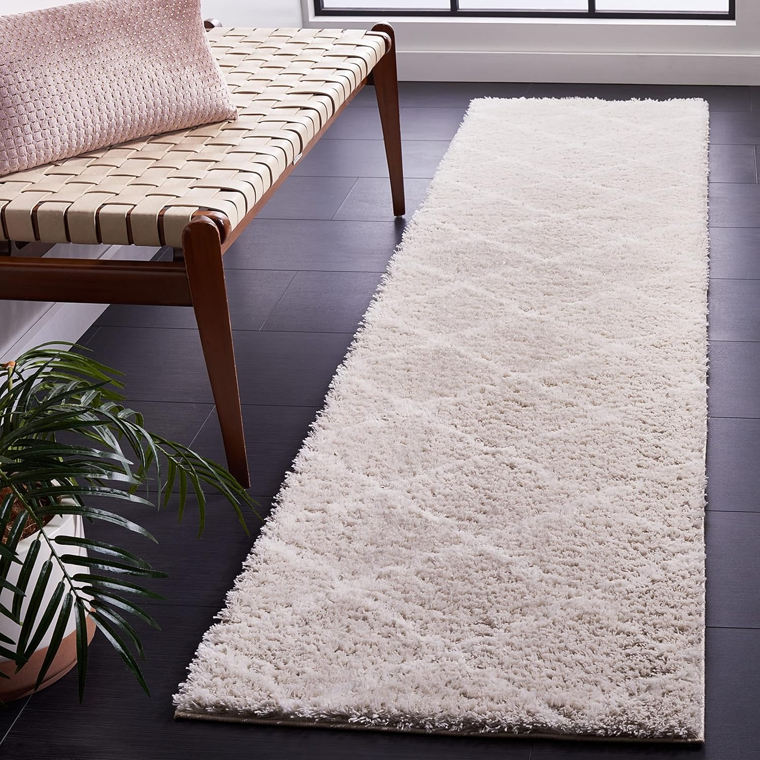 image:imageSAFAVIEH Area Rug 8x10 Tahoe Shag Collection Large Black amp White Trellis Pattern NonShedding amp Easy Cleaning Plush Thick Pile Ideal for Living Room Bedroom Dining Space THO676ZSilverWhite