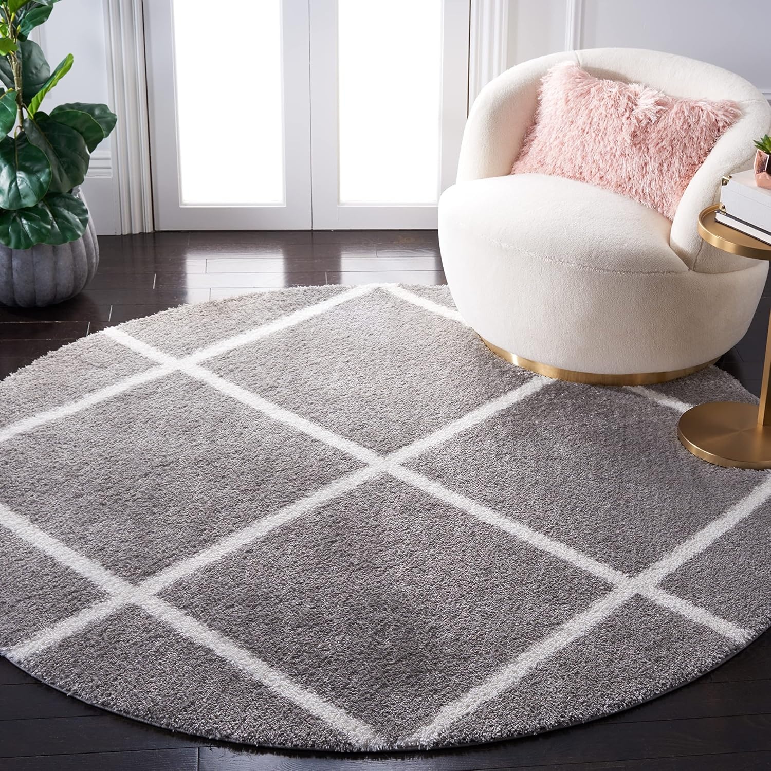 image:imageSAFAVIEH Area Rug 8x10 Tahoe Shag Collection Large Black amp White Trellis Pattern NonShedding amp Easy Cleaning Plush Thick Pile Ideal for Living Room Bedroom Dining Space THO676ZGreyWhite
