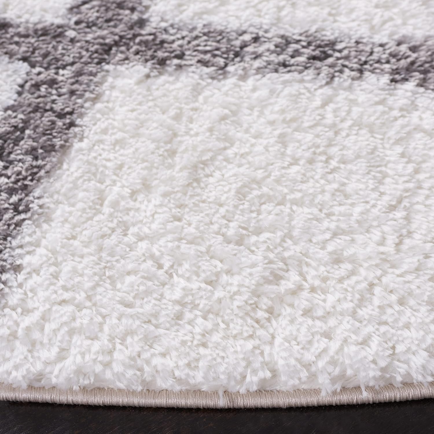 image:imageSAFAVIEH Area Rug 8x10 Tahoe Shag Collection Large Black amp White Trellis Pattern NonShedding amp Easy Cleaning Plush Thick Pile Ideal for Living Room Bedroom Dining Space THO676ZWhiteGrey