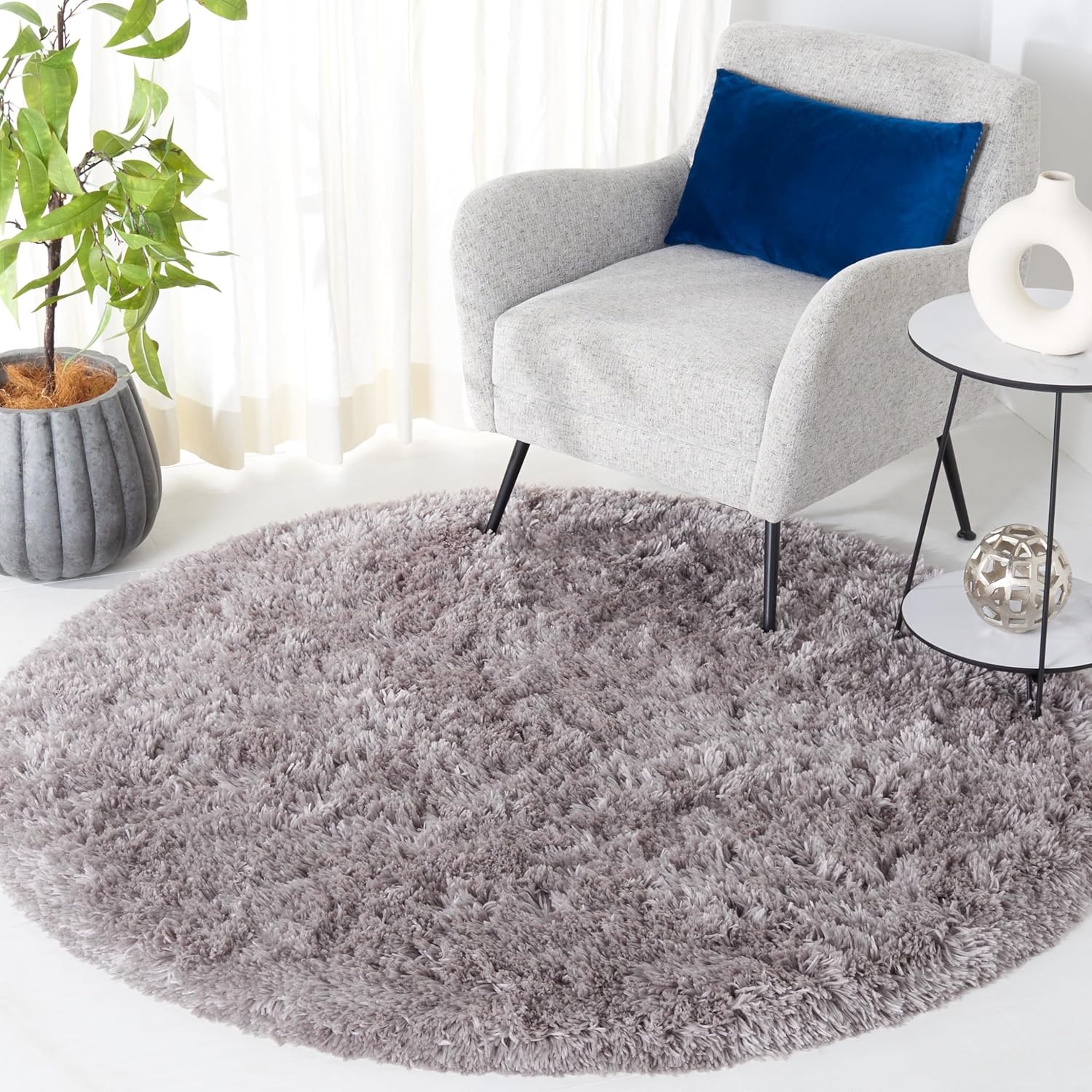 image:imageSAFAVIEH Artic Shag Collection Area Rug 86 x 12 Ivory Handmade Glam 3inch Thick Ideal for High Traffic Areas in Living Room Bedroom SG270AGrey