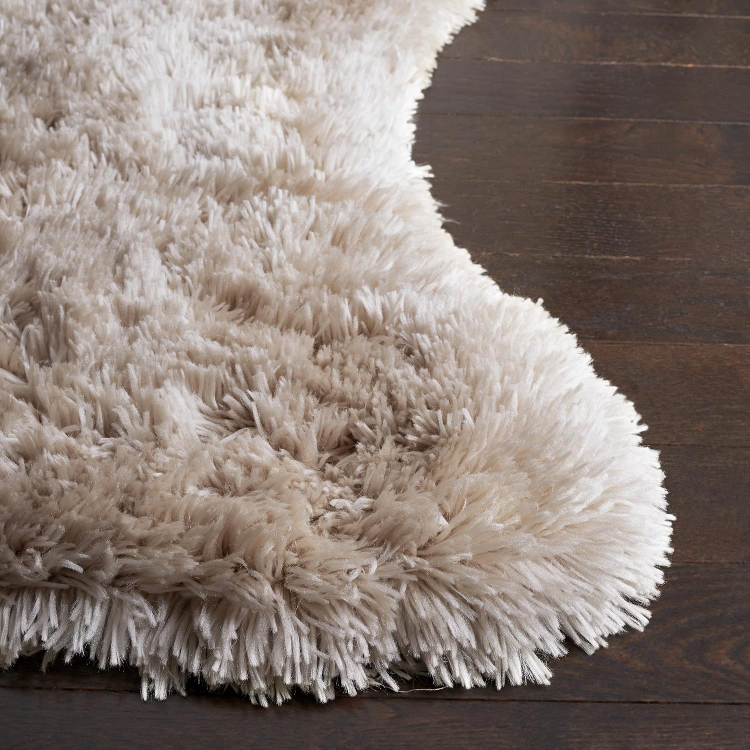 image:imageSAFAVIEH Artic Shag Collection Area Rug 86 x 12 Ivory Handmade Glam 3inch Thick Ideal for High Traffic Areas in Living Room Bedroom SG270ALight Beige