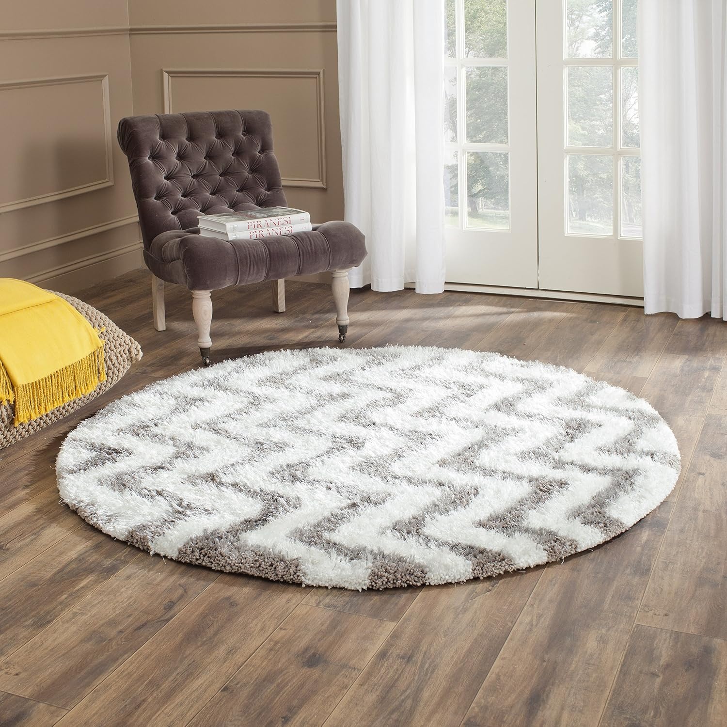 image:imageSAFAVIEH Barcelona Shag Collection Area Rug 9 x 12 Graphite amp Ivory Handmade Chevron 175inch Thick Ideal for High Traffic Areas in Living Room Bedroom BSG320DIvorySilver