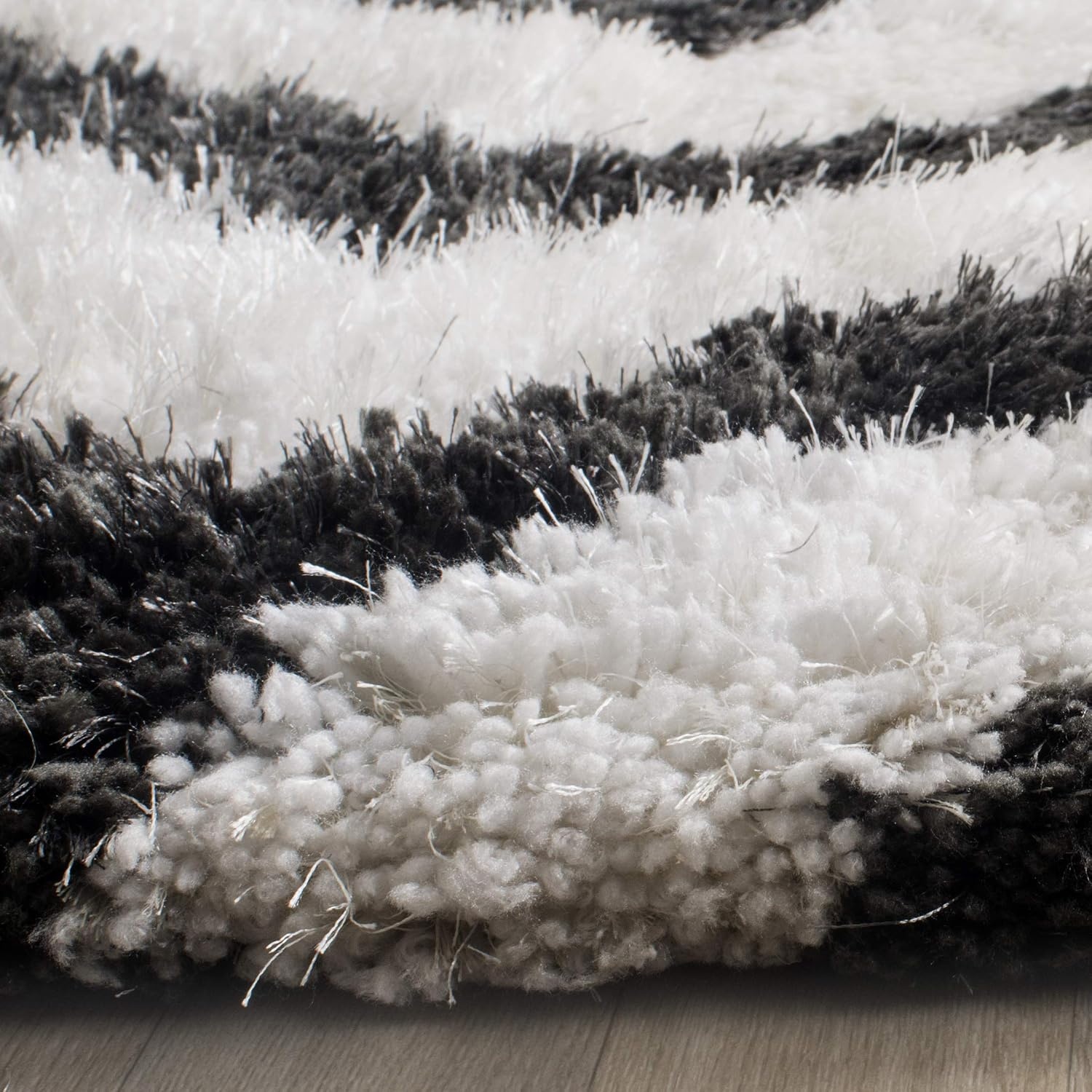image:imageSAFAVIEH Barcelona Shag Collection Area Rug 9 x 12 Graphite amp Ivory Handmade Chevron 175inch Thick Ideal for High Traffic Areas in Living Room Bedroom BSG320DGraphiteIvory