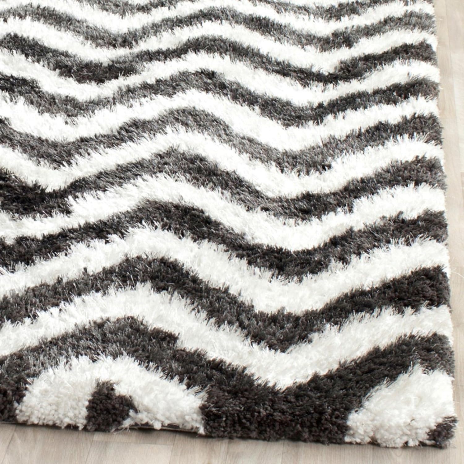 image:imageSAFAVIEH Barcelona Shag Collection Area Rug 9 x 12 Graphite amp Ivory Handmade Chevron 175inch Thick Ideal for High Traffic Areas in Living Room Bedroom BSG320DGraphiteIvory