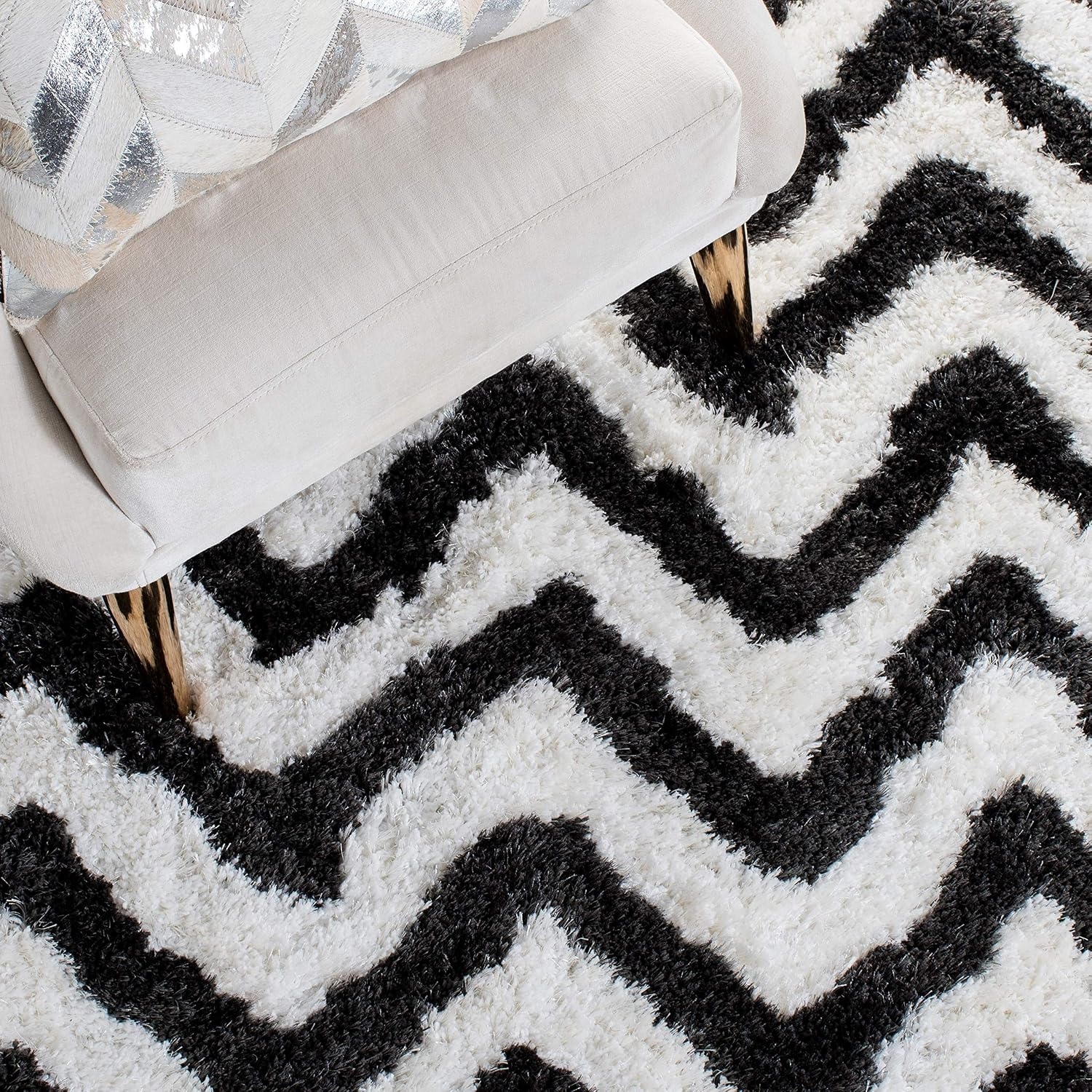 image:imageSAFAVIEH Barcelona Shag Collection Area Rug 9 x 12 Graphite amp Ivory Handmade Chevron 175inch Thick Ideal for High Traffic Areas in Living Room Bedroom BSG320DGraphiteIvory