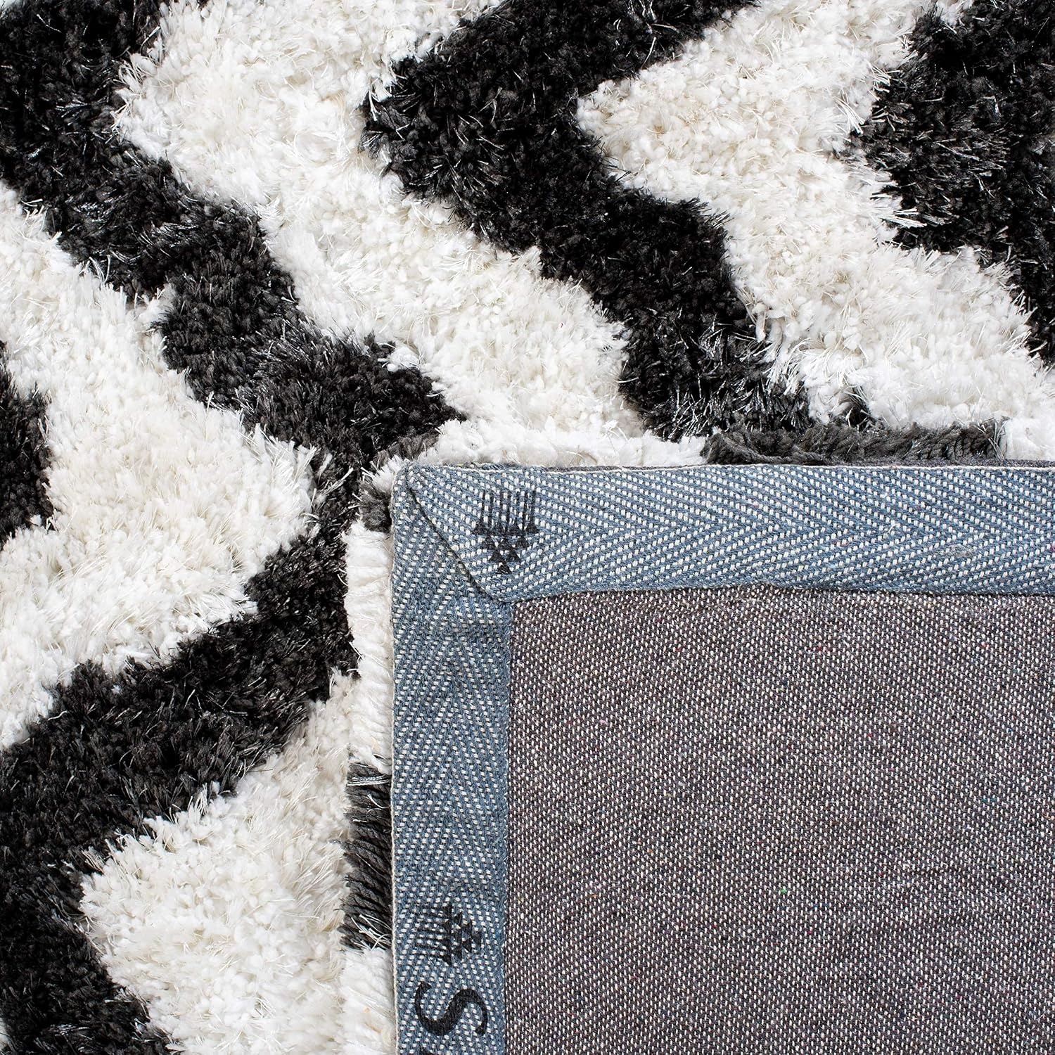 image:imageSAFAVIEH Barcelona Shag Collection Area Rug 9 x 12 Graphite amp Ivory Handmade Chevron 175inch Thick Ideal for High Traffic Areas in Living Room Bedroom BSG320DGraphiteIvory