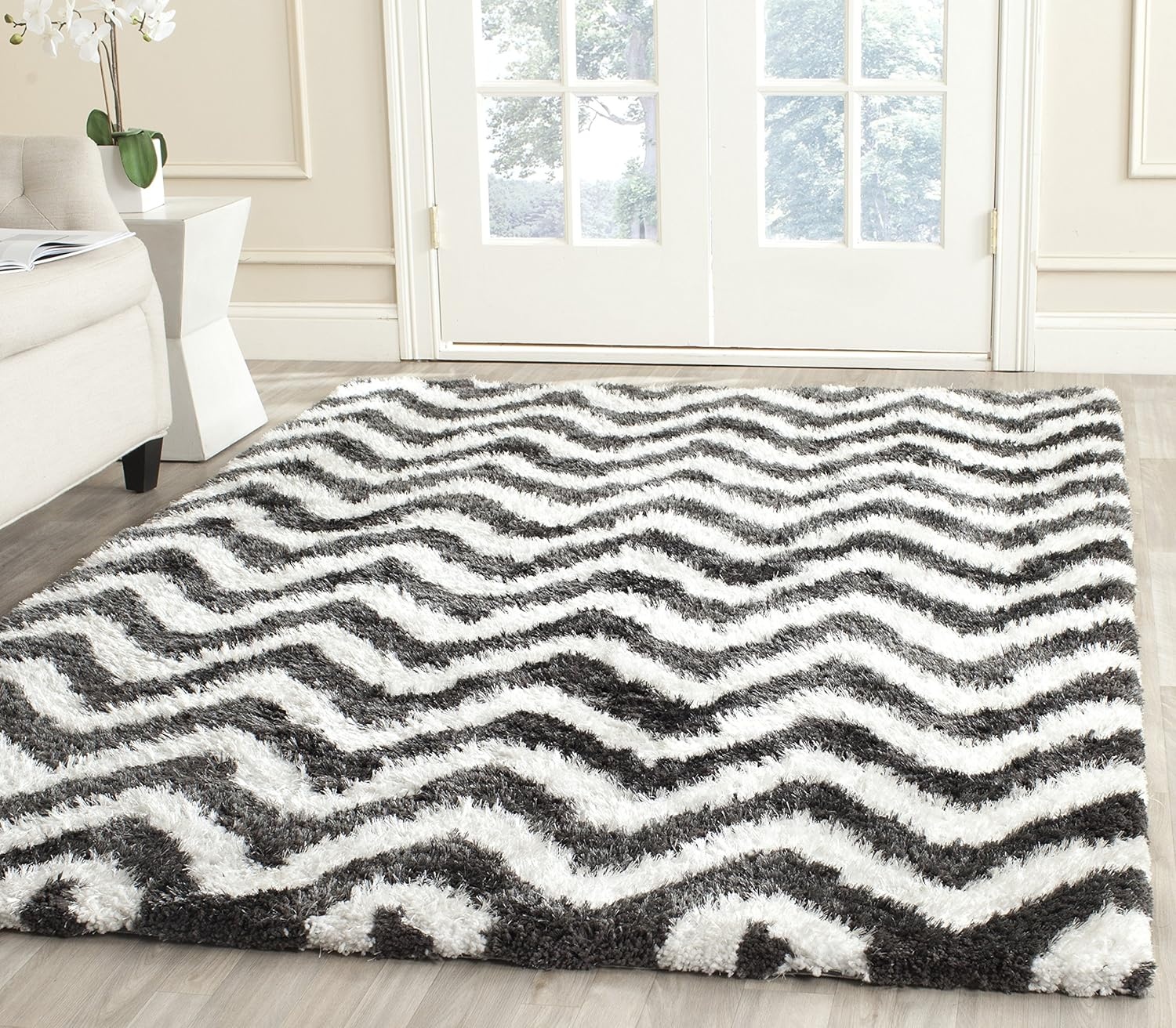image:imageSAFAVIEH Barcelona Shag Collection Area Rug 9 x 12 Graphite amp Ivory Handmade Chevron 175inch Thick Ideal for High Traffic Areas in Living Room Bedroom BSG320DGraphiteIvory