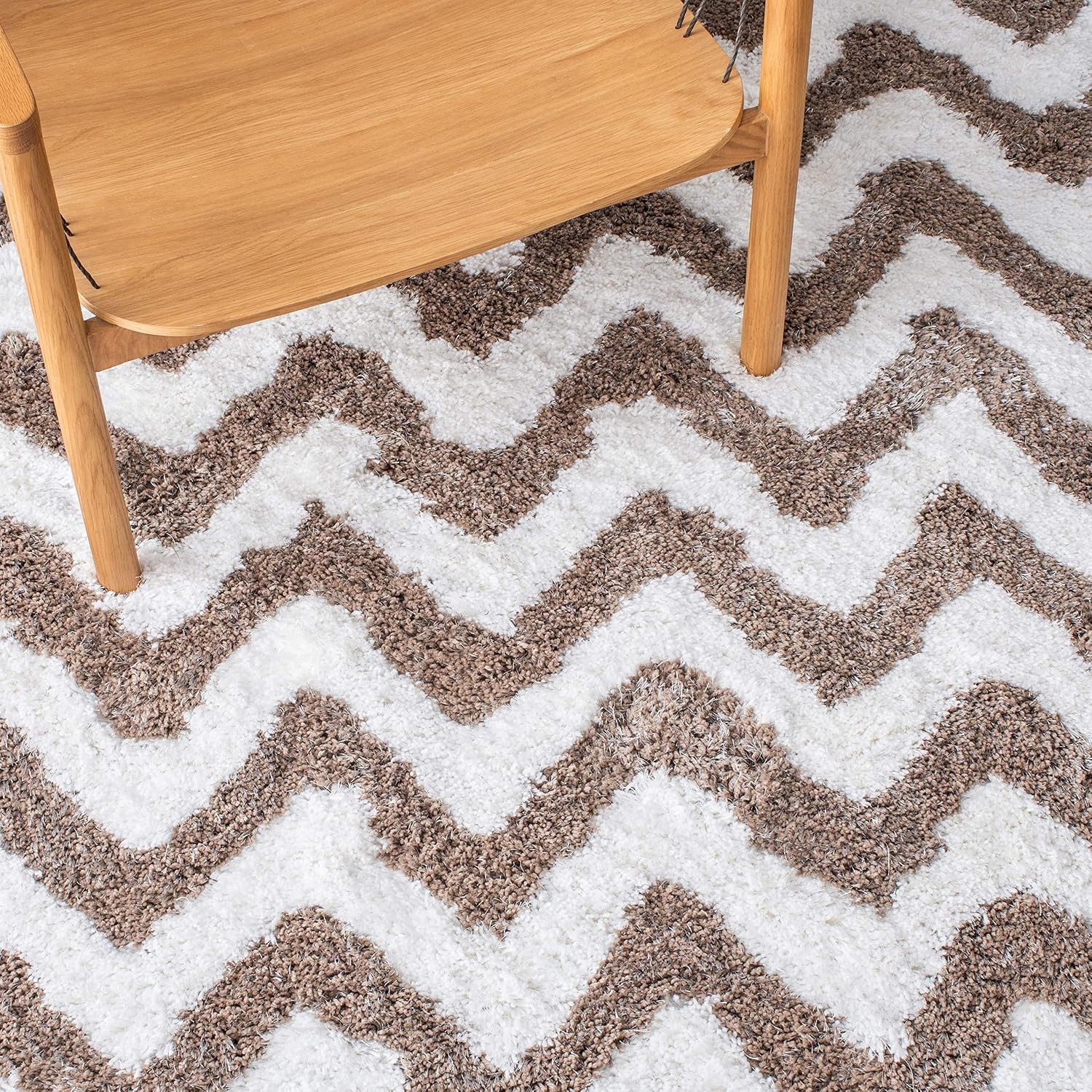 image:imageSAFAVIEH Barcelona Shag Collection Area Rug 9 x 12 Graphite amp Ivory Handmade Chevron 175inch Thick Ideal for High Traffic Areas in Living Room Bedroom BSG320DIvorySilver