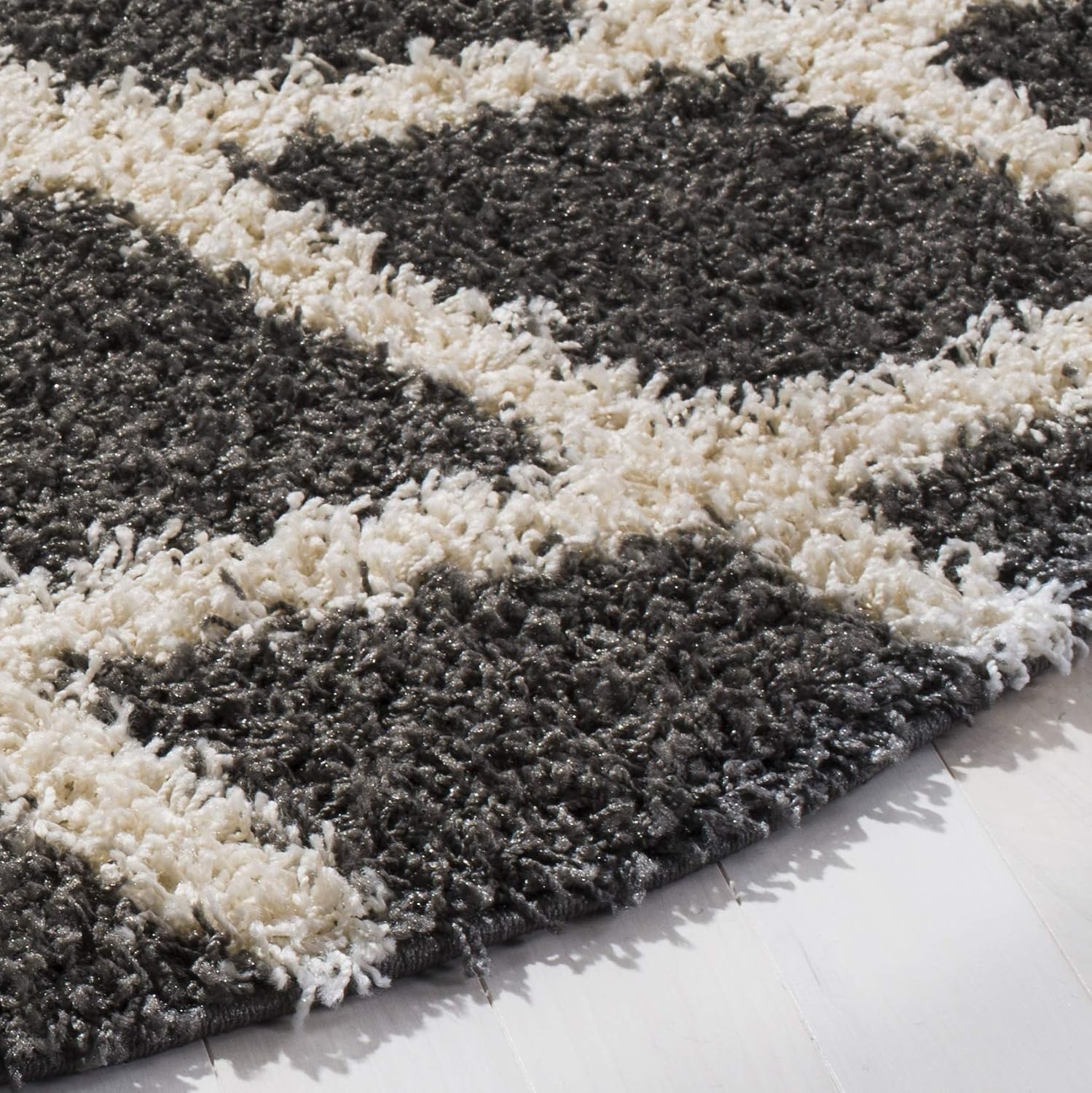 image:imageSAFAVIEH Dallas Shag Collection Area Rug 86 x 12 Dark Grey amp Ivory Trellis Design NonShedding amp Easy Care 15inch Thick Ideal for High Traffic Areas in Living Room Bedroom SGDS258ADark GreyIvory