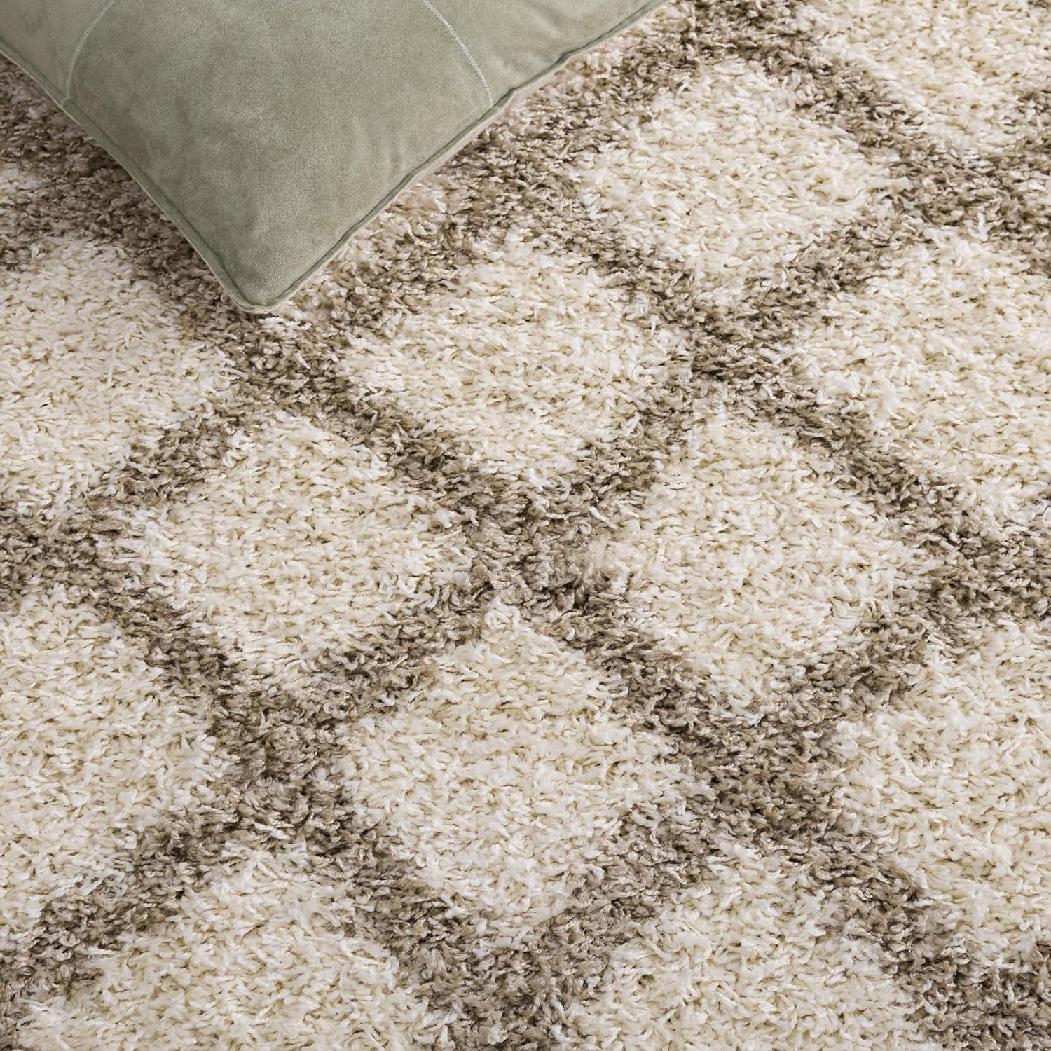 image:imageSAFAVIEH Dallas Shag Collection Area Rug 86 x 12 Dark Grey amp Ivory Trellis Design NonShedding amp Easy Care 15inch Thick Ideal for High Traffic Areas in Living Room Bedroom SGDS258AIvoryBeige