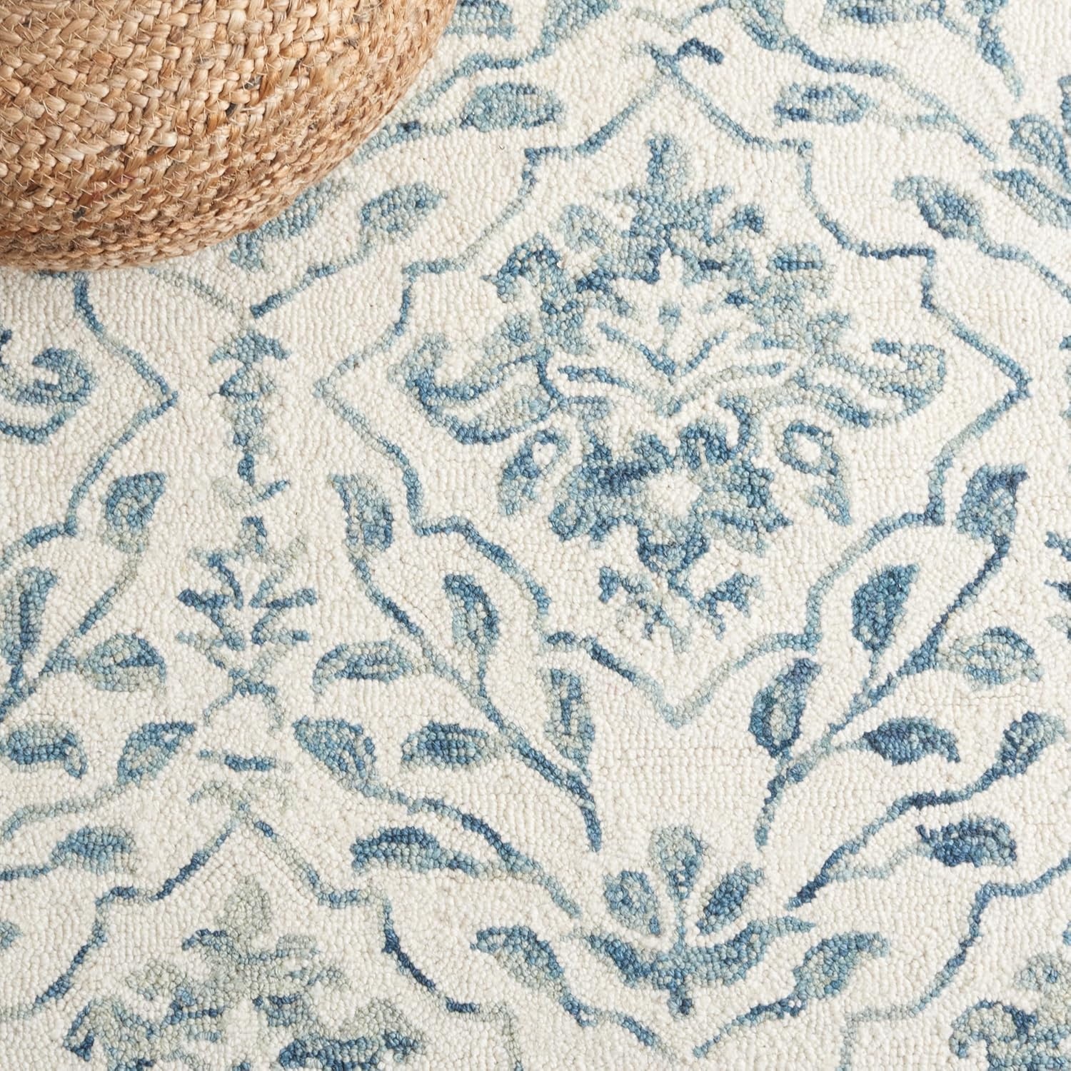 image:imageSAFAVIEH Dip Dye Collection Area Rug 9 x 12 Blue amp Ivory Handmade Wool Ideal for High Traffic Areas in Living Room Bedroom DDY901M