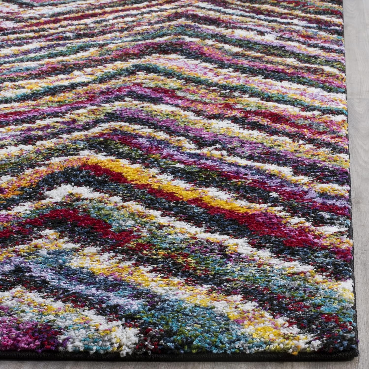 image:imageSAFAVIEH Fiesta Shag Collection Area Rug 9 x 12 Multi Modern Abstract Chevron Design NonShedding amp Easy Care 05inch Thick Ideal for High Traffic Areas in Living Room Bedroom FSG363MMulti Color