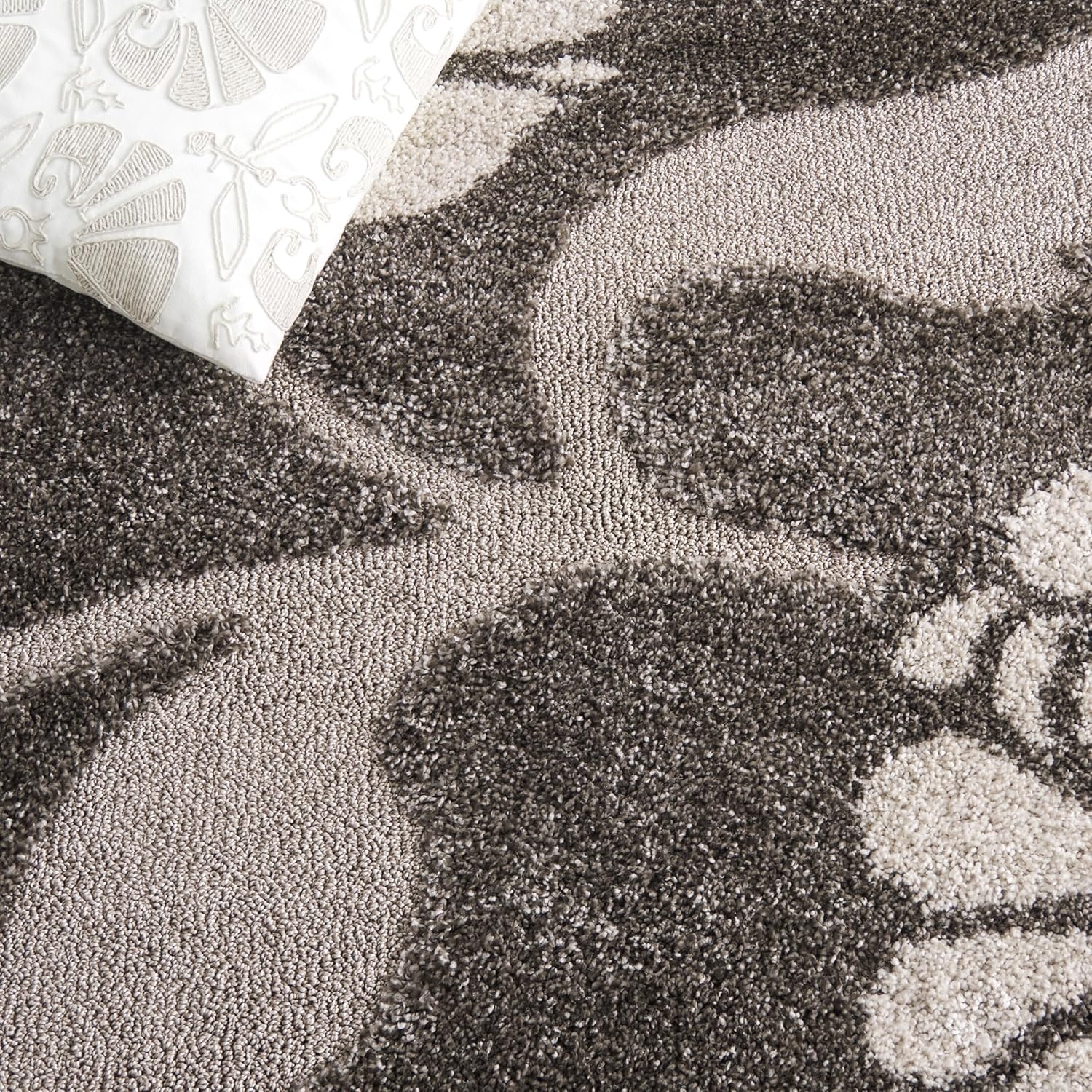 image:imageSAFAVIEH Florida Shag Collection Area Rug 8 x 10 Grey amp Beige Floral Design NonShedding amp Easy Care 12inch Thick Ideal for High Traffic Areas in Living Room Bedroom SG4598013SmokeBeige