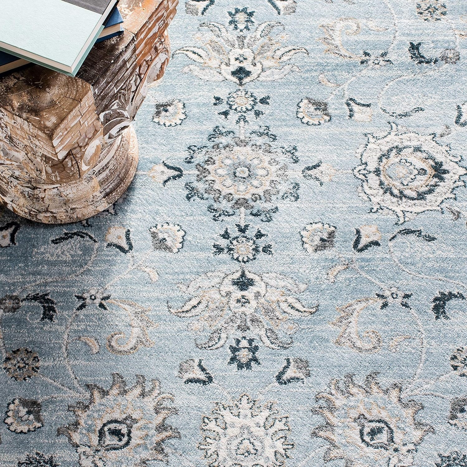 image:imageSAFAVIEH Isabella Collection Area Rug 9 x 12 Light Blue amp Cream Oriental Design NonShedding amp Easy Care Ideal for High Traffic Areas in Living Room Bedroom ISA940MLight BlueCream