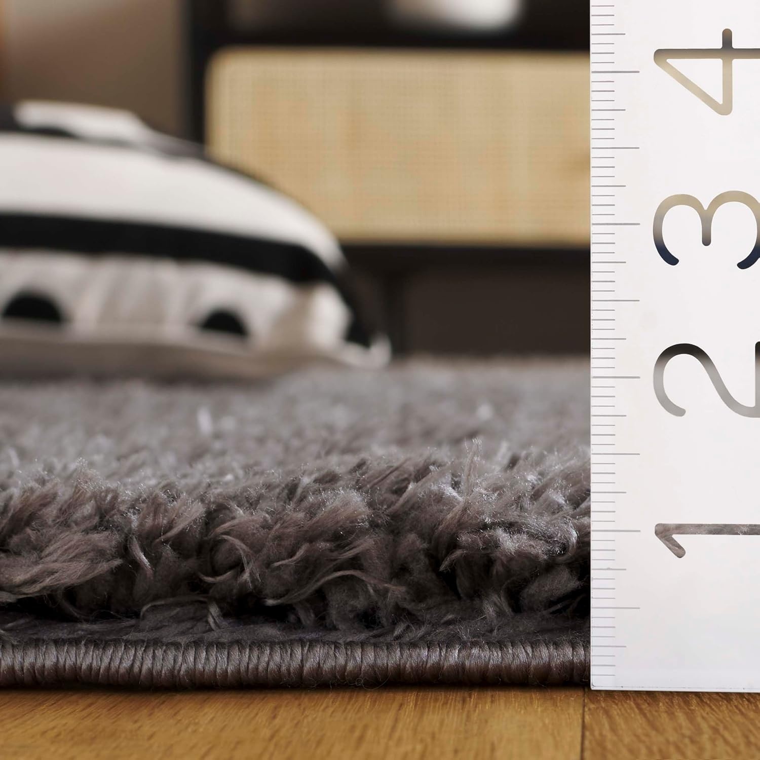 image:imageSAFAVIEH Lindsay Shag Collection Area Rug 9 x 12 Beige Modern Design 2inch Thick Ideal for the Living Room Dining Bedroom LNS560BDark Grey