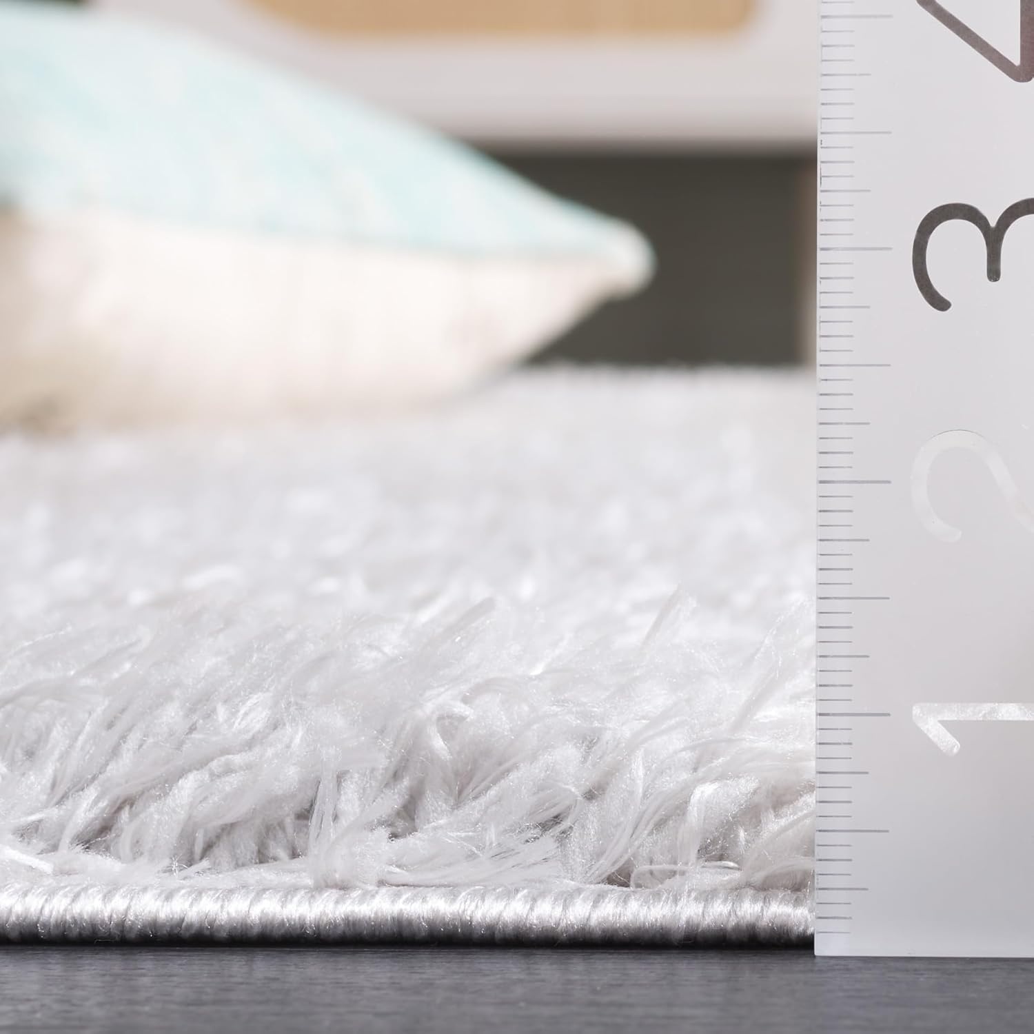 image:imageSAFAVIEH Lindsay Shag Collection Area Rug 9 x 12 Beige Modern Design 2inch Thick Ideal for the Living Room Dining Bedroom LNS560BGrey