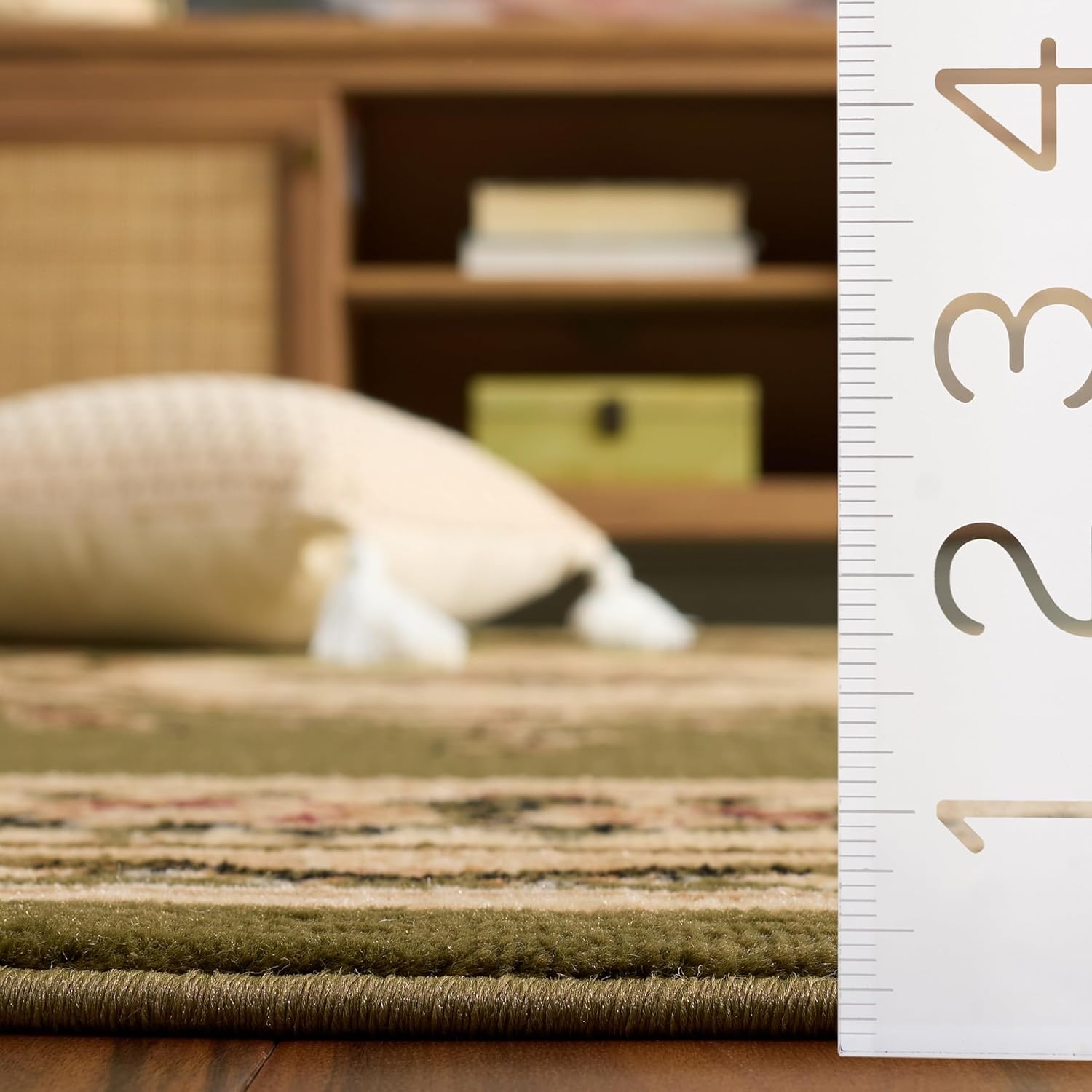 image:imageSAFAVIEH Lyndhurst Collection Area Rug 8 x 11 Red amp Ivory Traditional European Medallion Design NonShedding amp Easy Care Ideal for High Traffic Areas in Living Room Bedroom LNH218CSageIvory