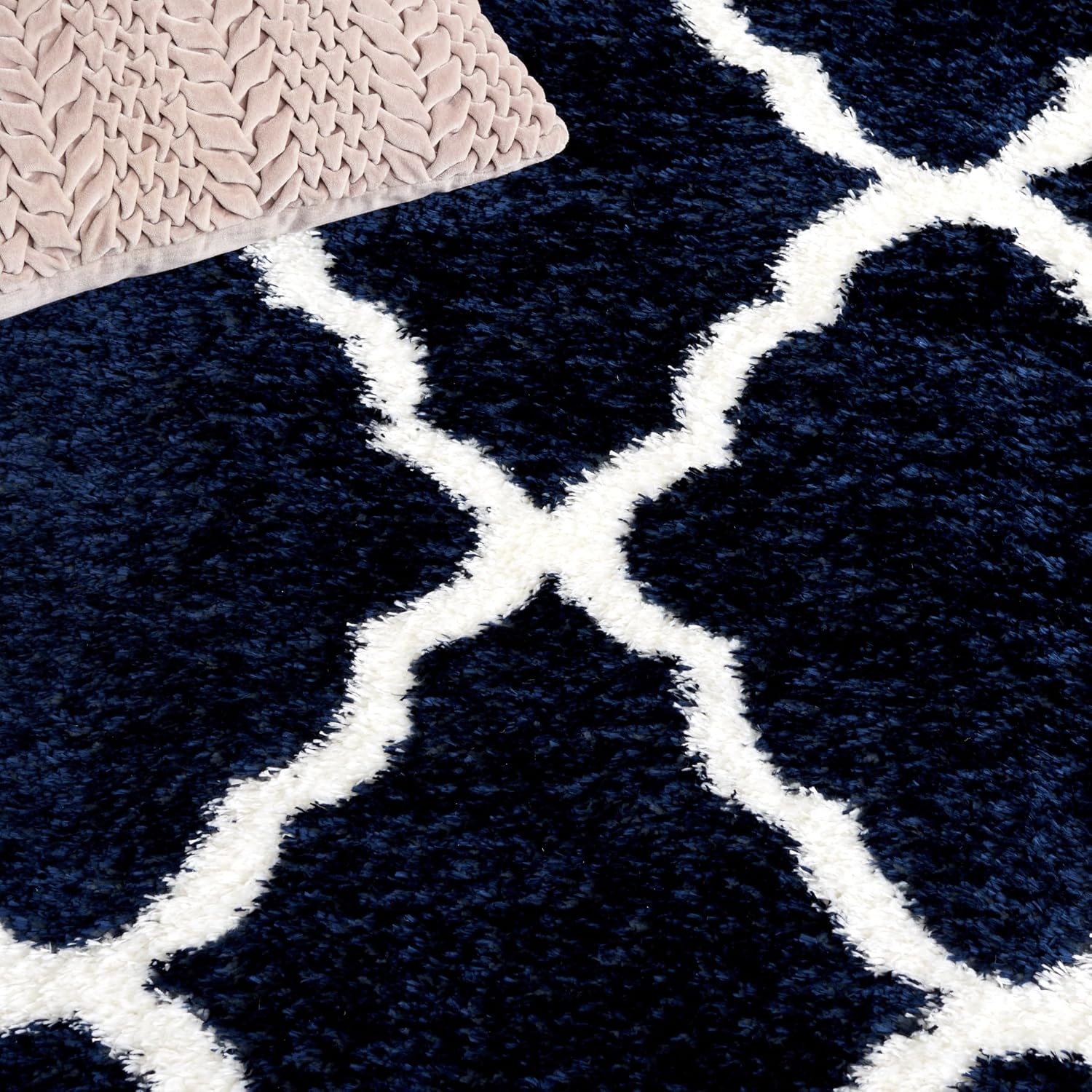 image:imageSAFAVIEH Tahoe Shag Collection Area Rug 9 x 12 Black amp White Trellis Design NonShedding amp Easy Care 12inch Thick Ideal for High Traffic Areas in Living Room Bedroom THO675ZNavyWhite