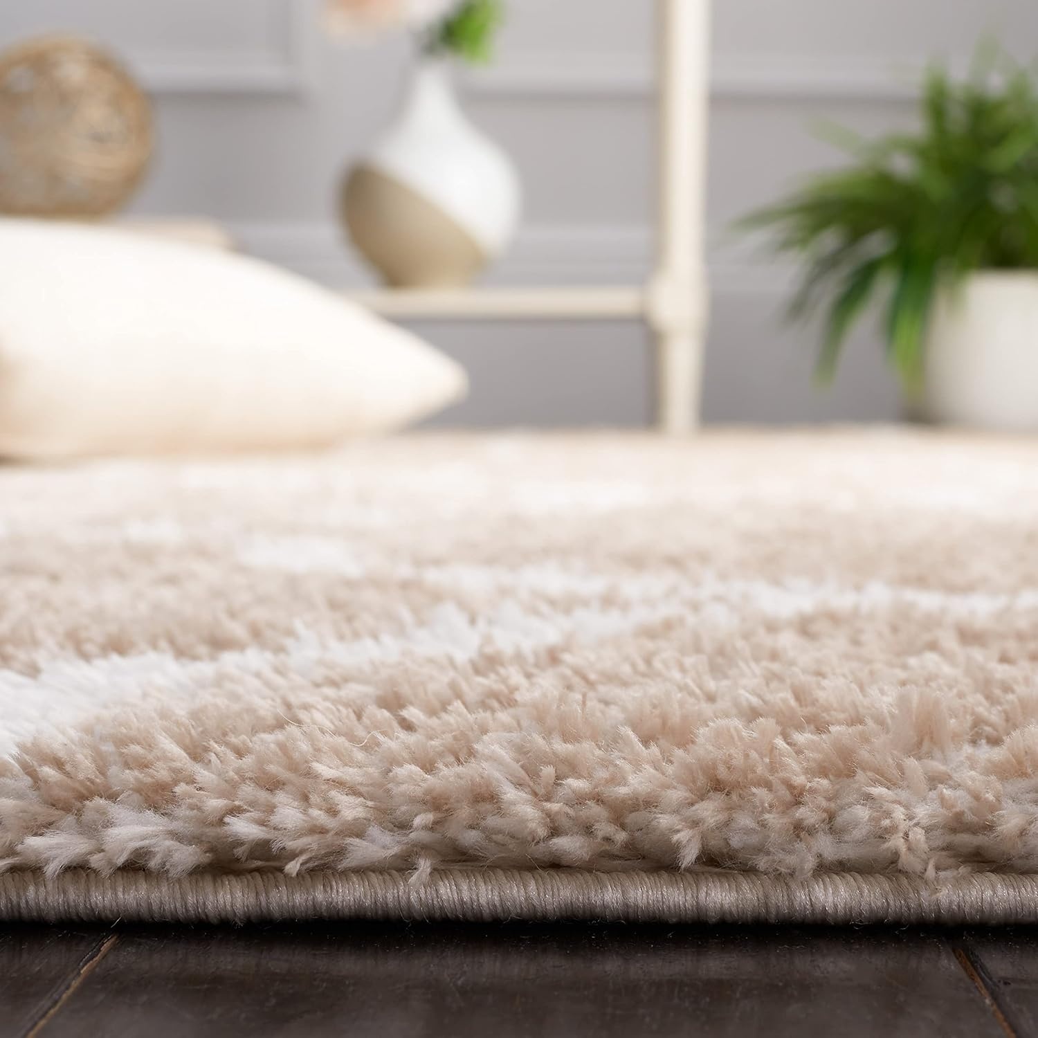 image:imageSAFAVIEH Tahoe Shag Collection Area Rug 9 x 12 Black amp White Trellis Design NonShedding amp Easy Care 12inch Thick Ideal for High Traffic Areas in Living Room Bedroom THO675ZBeigeWhite