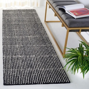 SAFAVIEH Area Rug 8×10 – Abstract Collection – Large – Black & Ivory, Handmade Wool, Ideal for Living Room, Bedroom, Office, Dining Space (ABT482Z)(Black/Ivory)