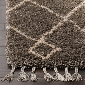 SAFAVIEH Area Rug 8×10 – Moroccan Fringe Shag Collection – Large – Cream & Charcoal, Boho Design, Non-Shedding & Easy Cleaning, Plush Thick Pile, Ideal for Living Room, Bedroom, Dining Space (MFG241B)(Grey/Cream)