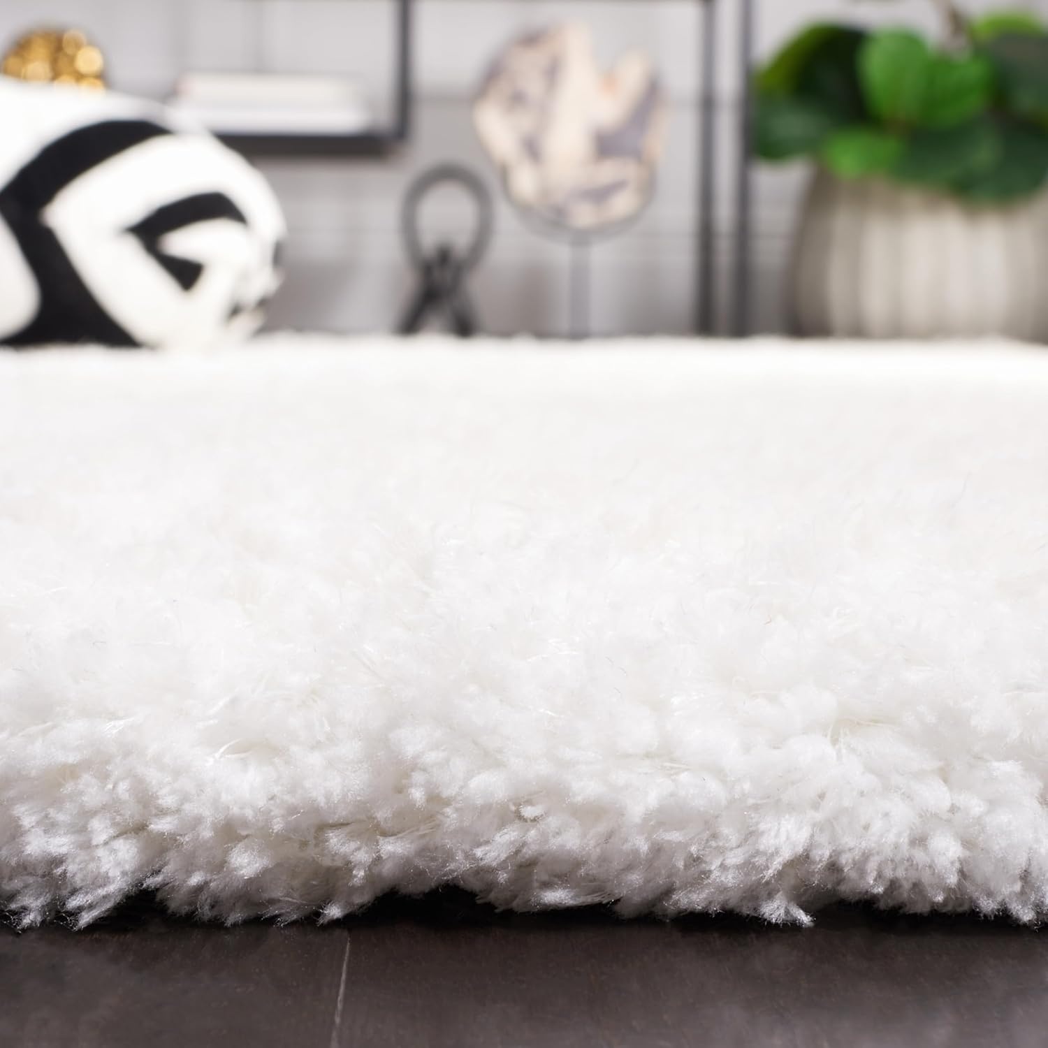 image:imageSAFAVIEH Area Rug 8x10 Express Shag Collection Large Silver Handmade Ultra Plush Thick Pile Ideal for Living Room Bedroom Dining Space SGE620CIvory