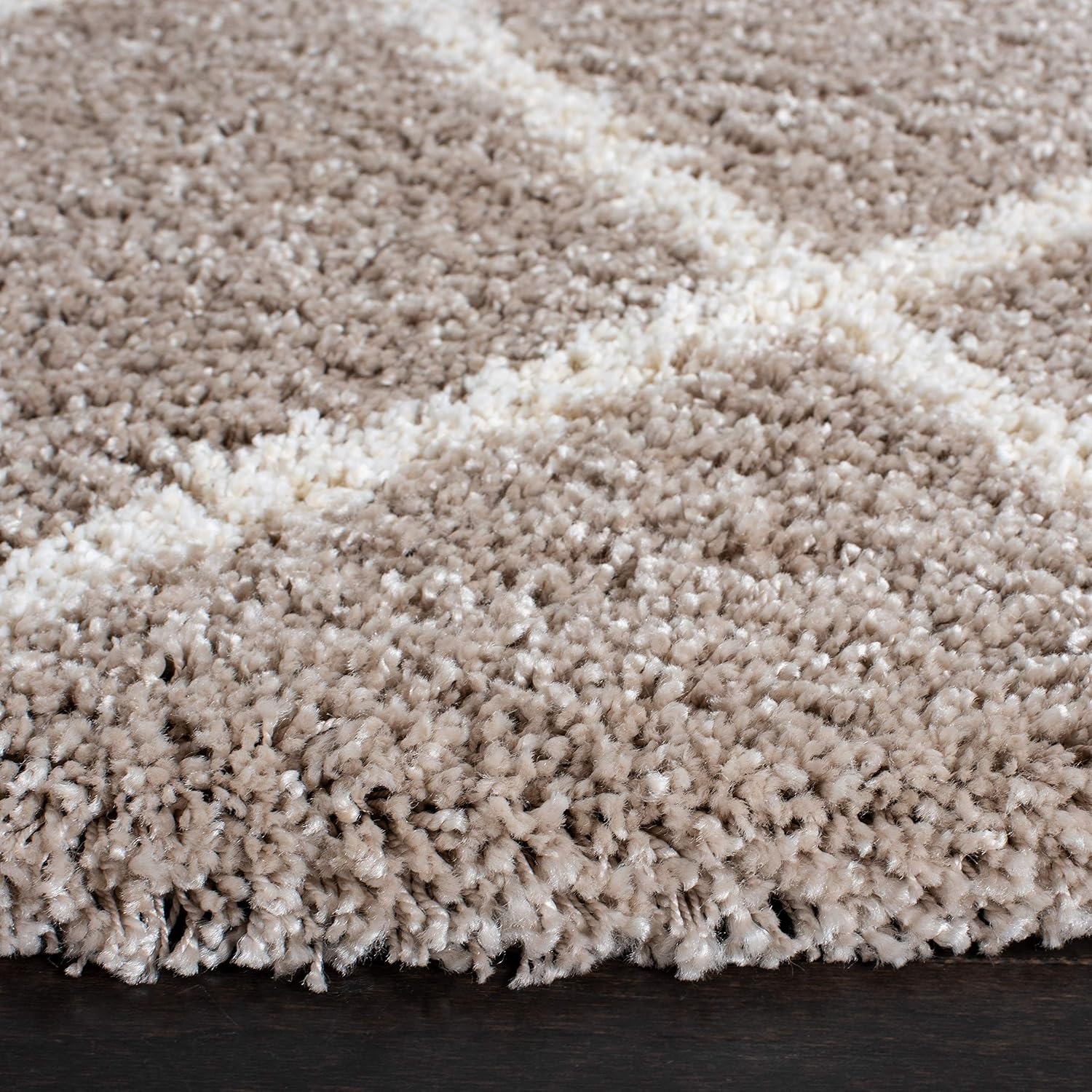 image:imageSAFAVIEH Area Rug 8x10 Hudson Shag Collection Large Ivory amp Grey Trellis Pattern NonShedding amp Easy Cleaning Ultra Plush Thick Pile Ideal for Living Room Bedroom Dining Space SGH222DBeigeIvory