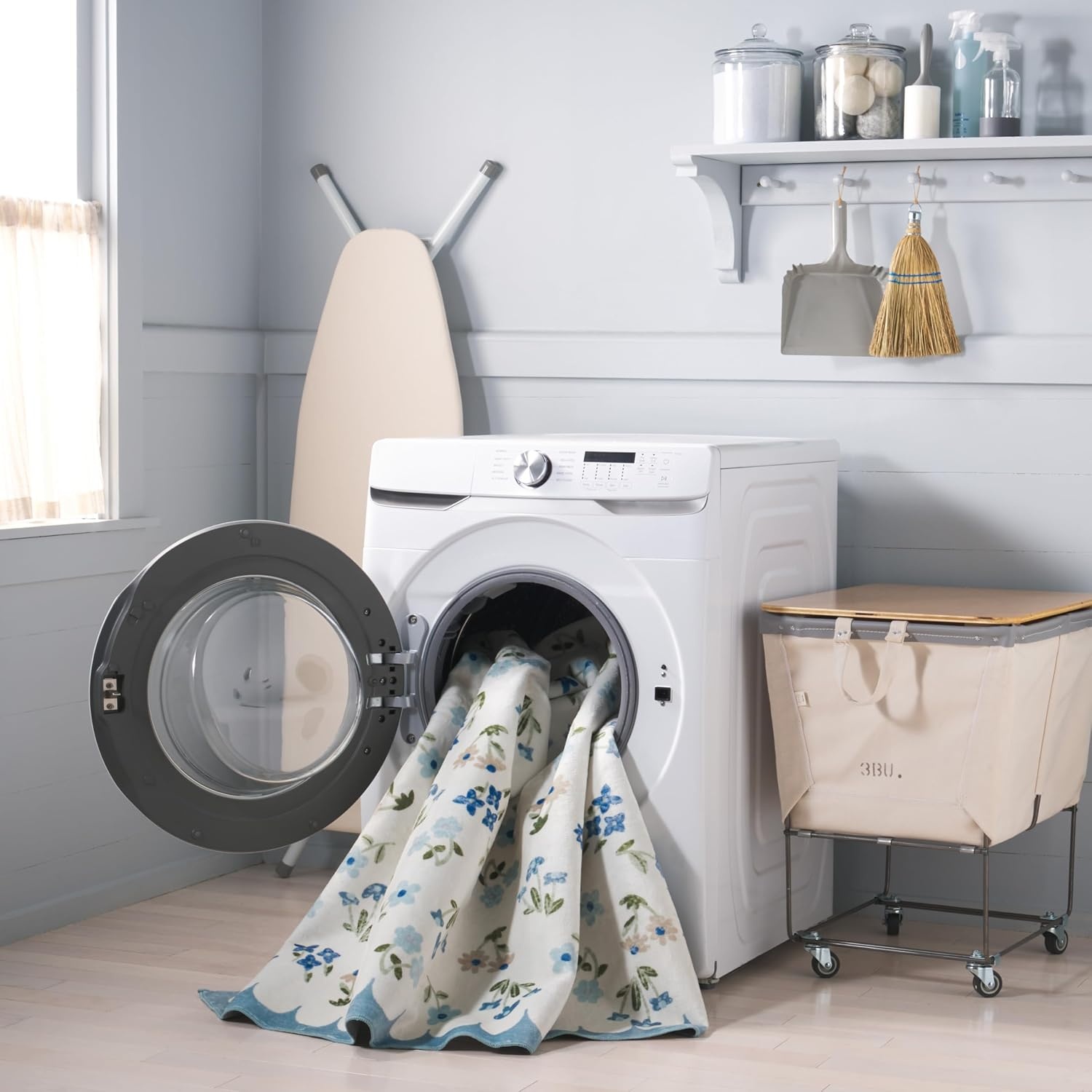 image:imageMartha Stewart x SAFAVIEH Machine Washable Area Rug Collection 5 x 8 Ivory amp Light Blue Slip Resistant amp Easy Cleaning Ideal for Ideal for Living Room Bedroom Dining Space MSRW198AIvoryLight Blue