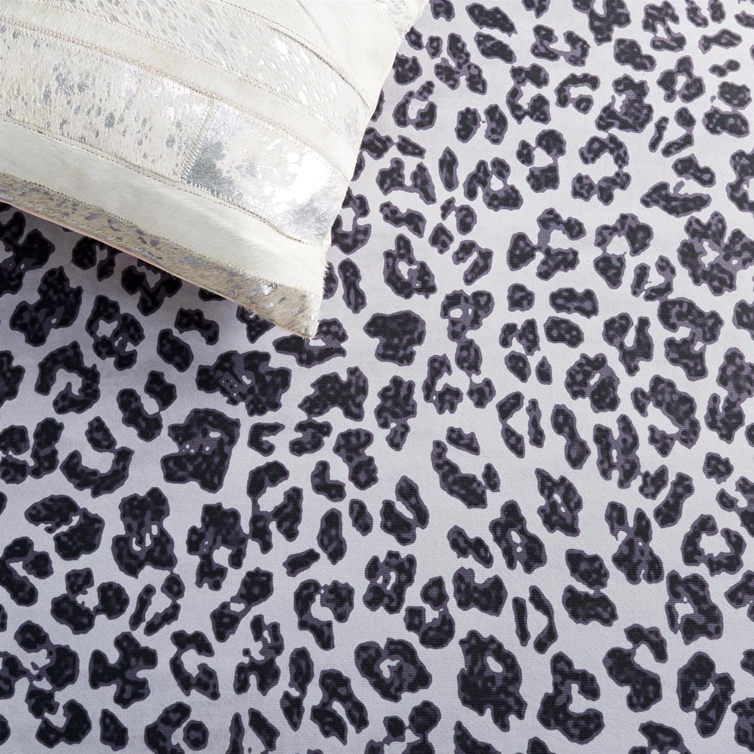 image:imageSAFAVIEH Washable Rug Faux Hide Collection 5 x 8 Ivory amp Black Slip Resistant Printed Leopard Pattern Ideal for Living Room Bedroom Home Office Dining Space FAH505AIvoryBlack