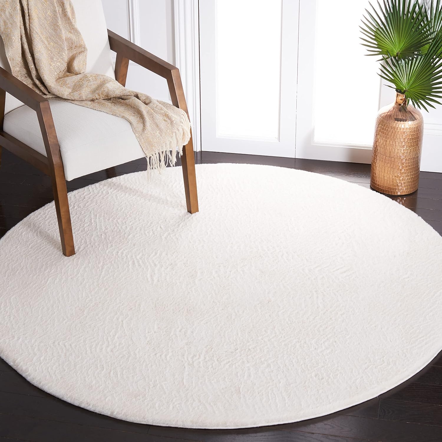 image:imageSAFAVIEH Washable Rug Faux Rabbit Fur Shag Collection 5 x 7 Beige Slip Resistant amp Easy Cleaning Ideal for Living Room Bedroom Kids Playroom Nursery Dining Space FRF500BOff White