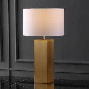SAFAVIEH Couture Lighting Collection Hank Gold/White Metal 28-inch Table Lamp for Bedroom Living Room Home Office Desk Nightstand (LED Bulb Included)